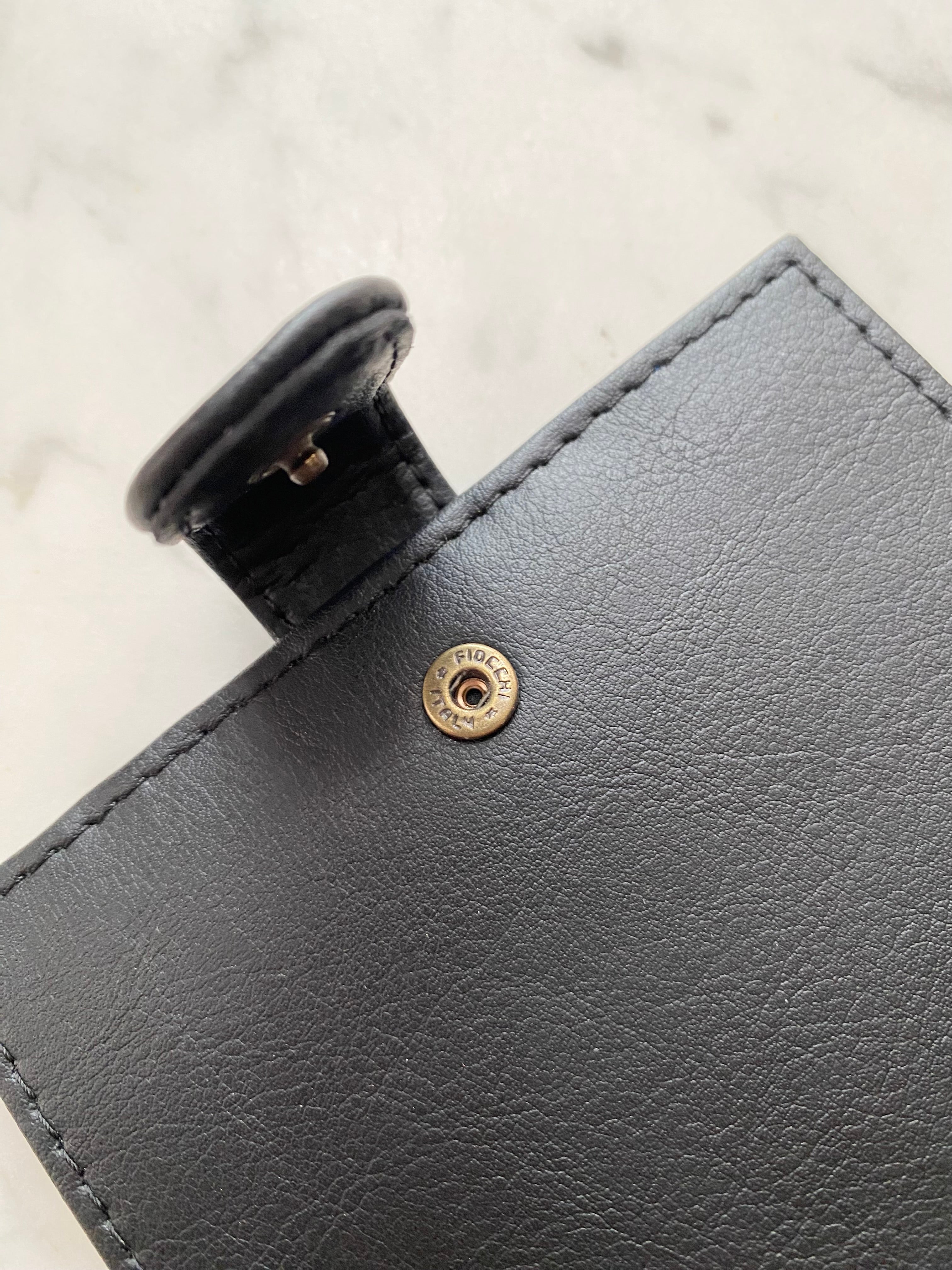 Novacas Black Lilas Wallet for Women - Slim RFID Blocking Leather Bifold Wallet - Perfect for Everyday Use, Travel, and Gift Giving