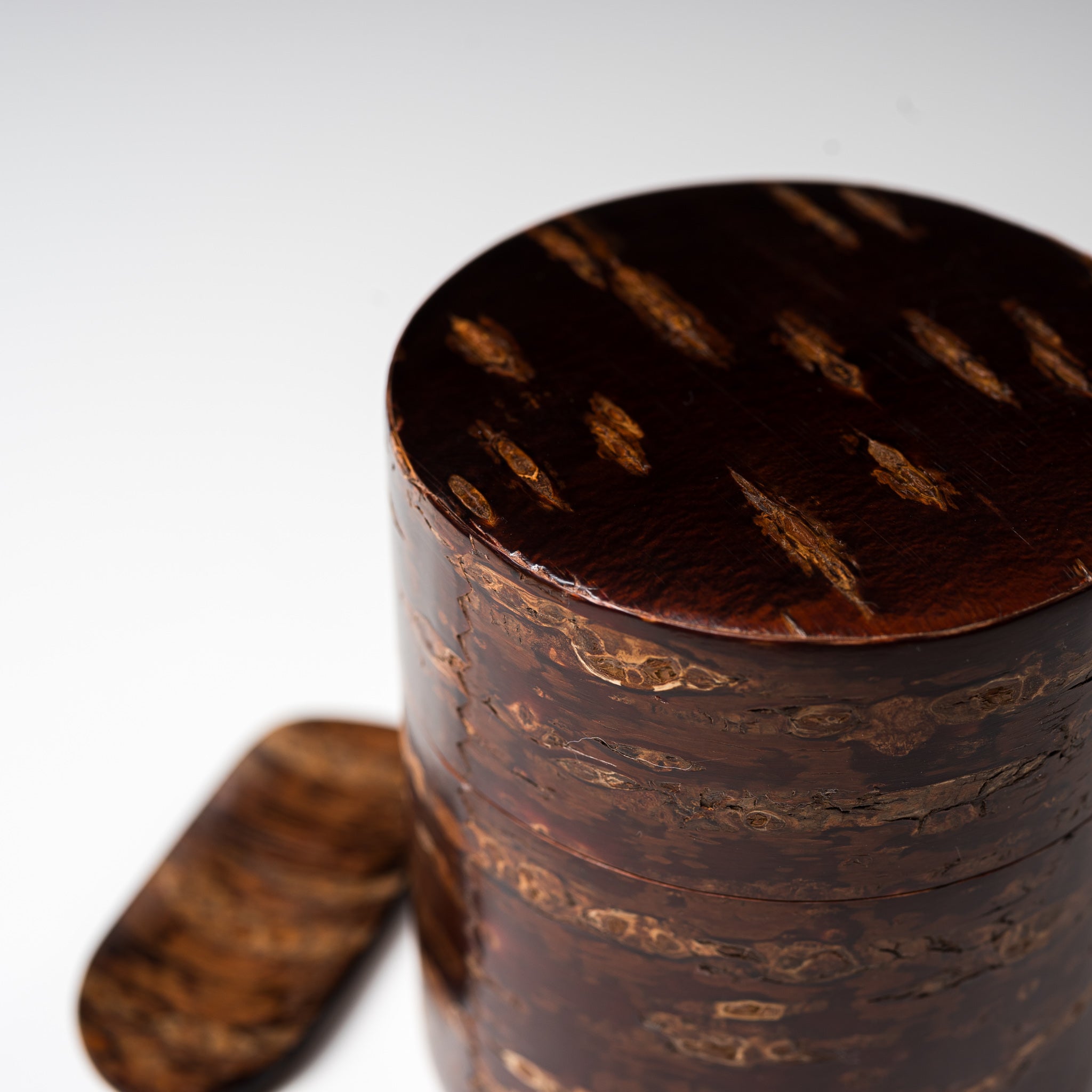 Premium Tomioka Cherry Bark Tea Caddy Gift Set - Traditional Japanese Hiragata Design (150g) - Perfect for Tea Ceremonies, Home Decor & Unique Gifts