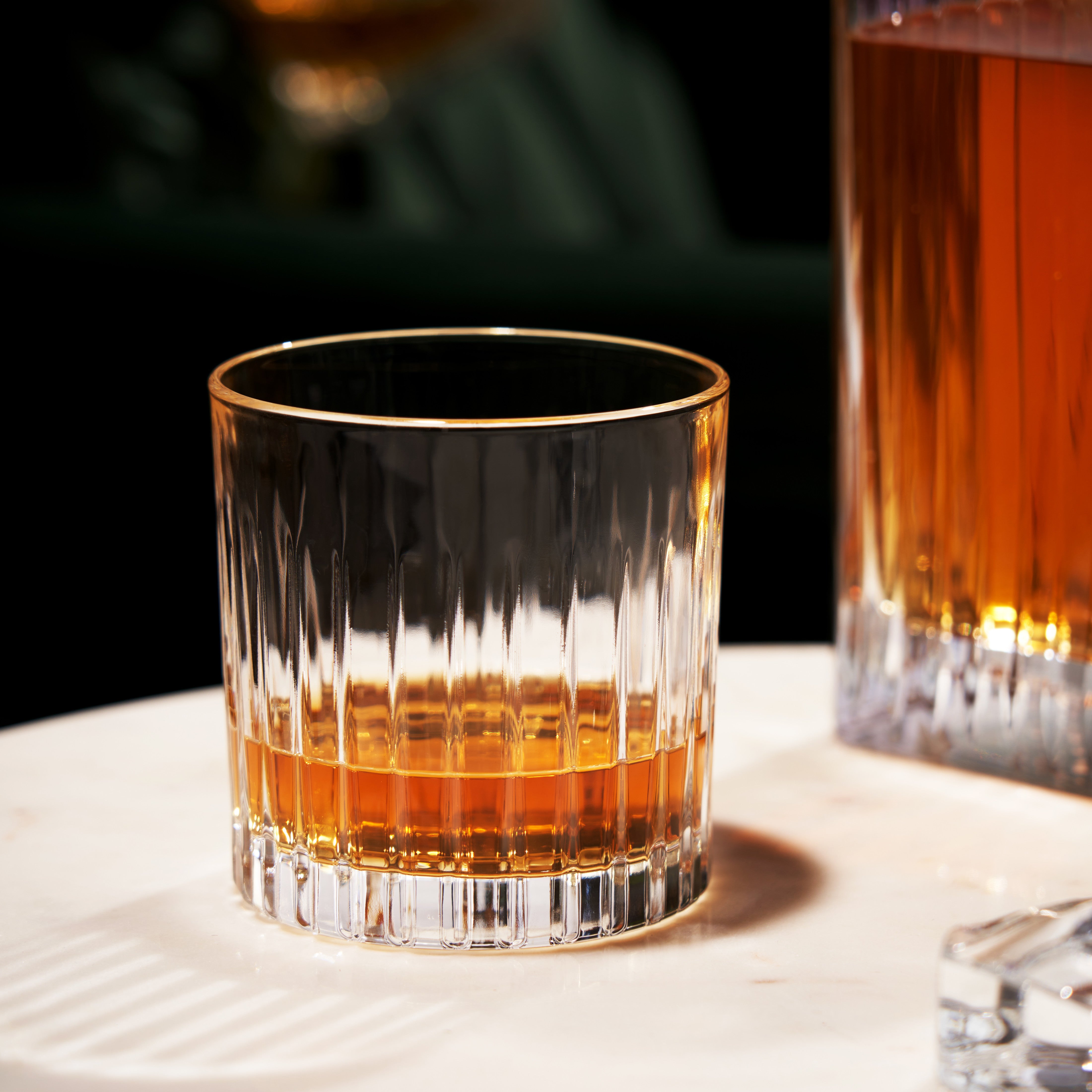 Premium Reserve Milo Crystal Whiskey Glasses Set of 4 - Elegant Barware for Scotch, Bourbon & Cocktails - Perfect for Home Bars, Gifts & Entertaining