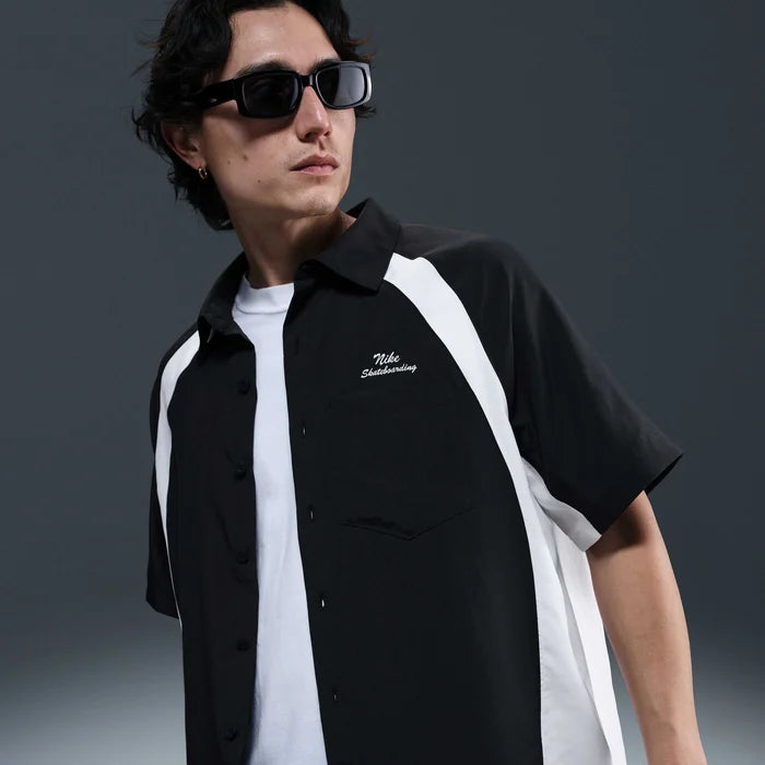 Nike SB Dri-FIT Woven Short Sleeve Bowler Shirt for Men - Breathable & Lightweight Golf Polo (Black) - Perfect for Casual Wear, Skateboarding & Outdoor Sports