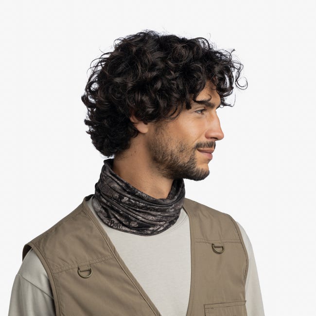 BUFF Coolnet UV Multifunctional Neck Gaiter - RealTree Camo Pattern, Breathable & Moisture-Wicking for Outdoor Activities (Hiking, Cycling, Fishing, Hunting)
