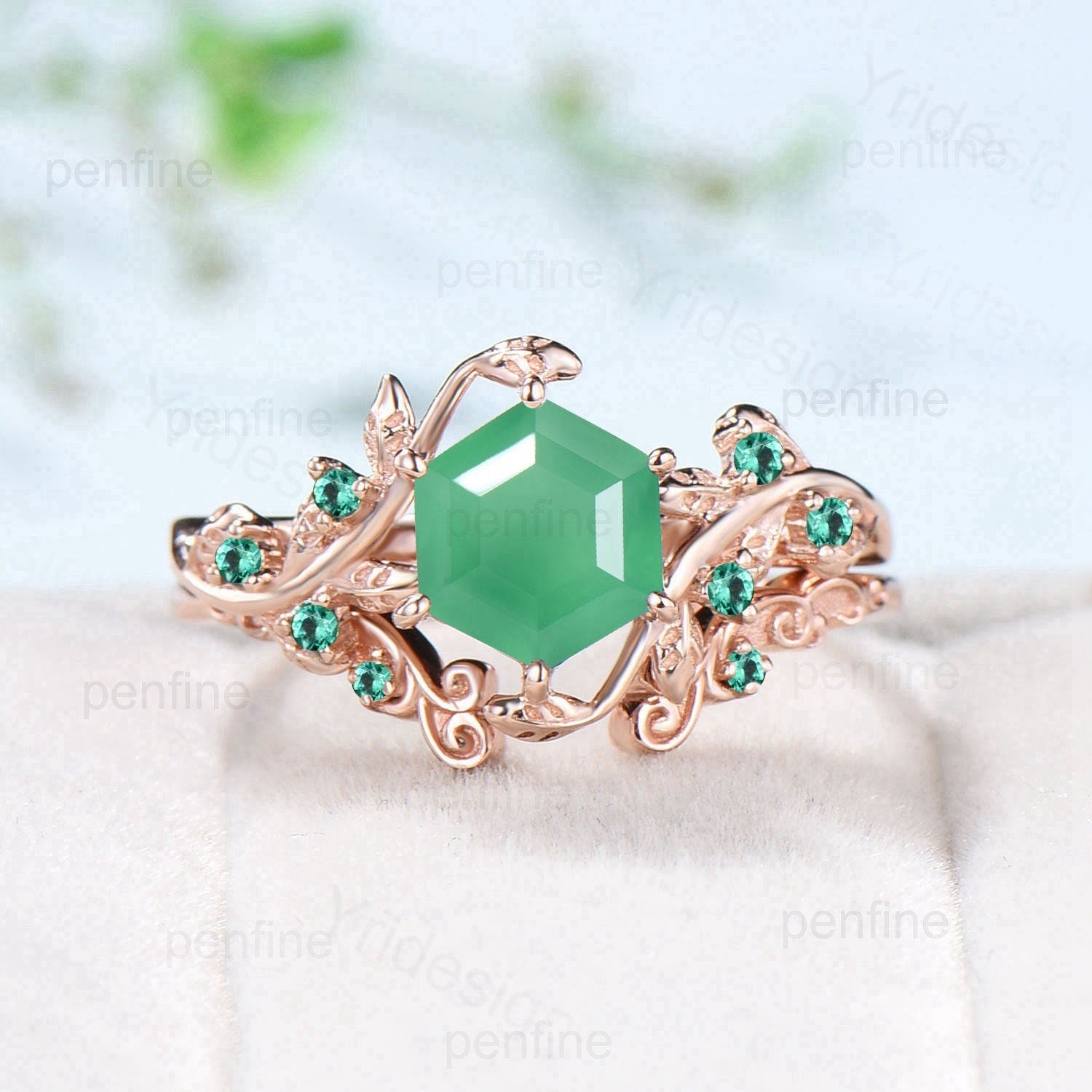 Vintage Green Chrysoprase Engagement Ring Set - Rose Gold Cluster Wedding Band, Unique Emerald Promise Ring for Women, Elegant Bridal Jewelry Gift for Anniversary, Proposal & Special Occasions