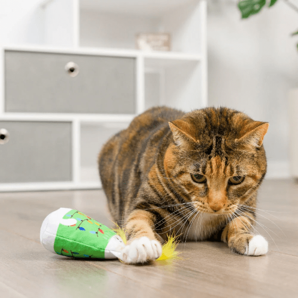 Premium Huxley & Kent Meh Christmas Cat Toy - Interactive Holiday Gift for Cats - Perfect for Playtime & Indoor Entertainment