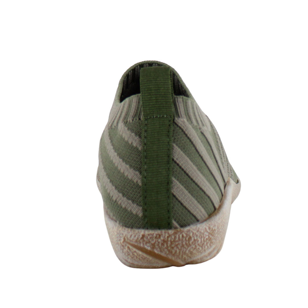 Naot Okahu Comfortable Walking Sandals for Women - Arch Support & Cushioned Footbed - Perfect for Travel, Hiking & Everyday Wear
