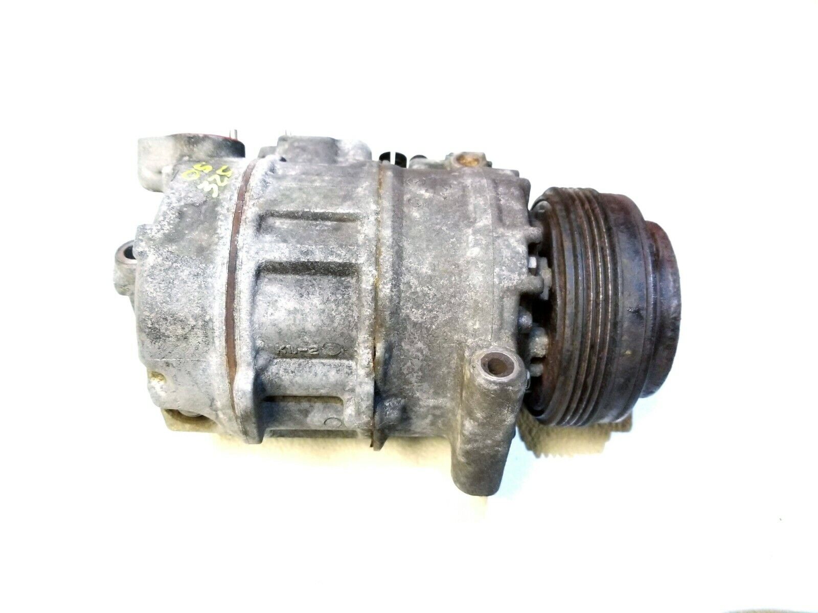 BMW E46 325xi AC Compressor Replacement - OEM Quality Auto Part for 2001-2005 Models - Perfect for AC System Repair & Maintenance