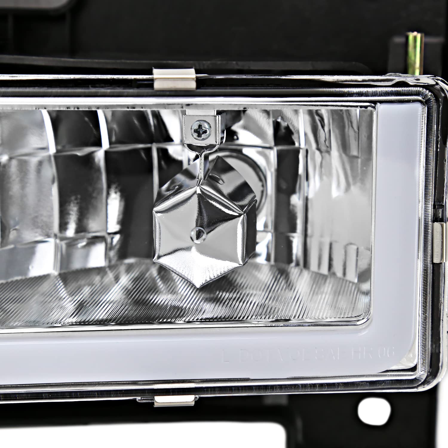 Spec-D Tuning Chrome LED Bar Headlights with Bumper & Corner Lights - Compatible with 1988-1993 GMC C10 C/K Suburban (Left & Right Pair Headlamp Assembly) - Upgrade Your Truck Lighting for Night Driving & Off-Road Adventures