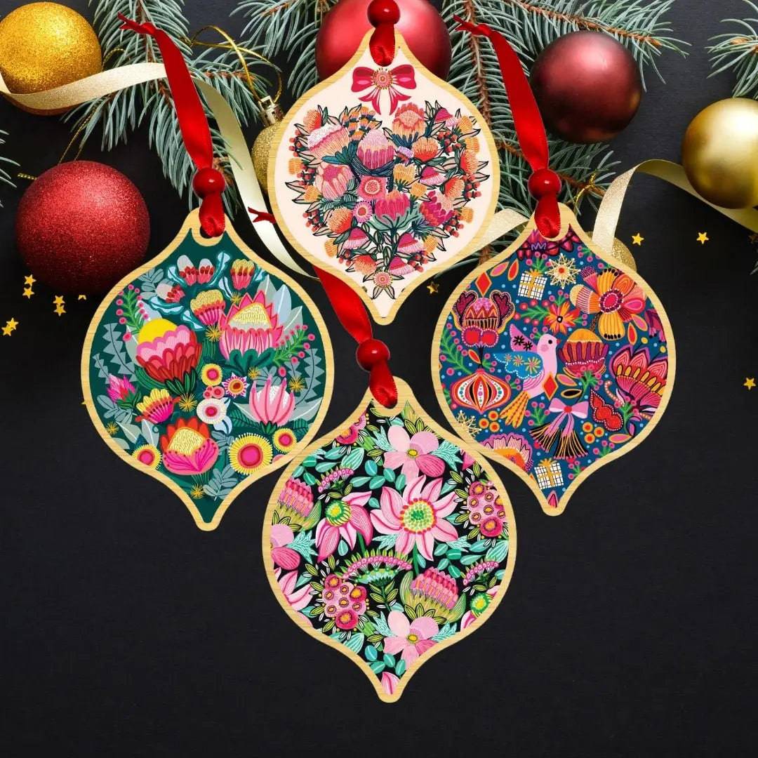 Australian Christmas Ornament Bauble Set - 12 Pack Handmade Holiday Tree Decorations for Xmas, Festive Home & Office Decor - Perfect for Christmas Tree, Gift Exchange & Holiday Party Decorations