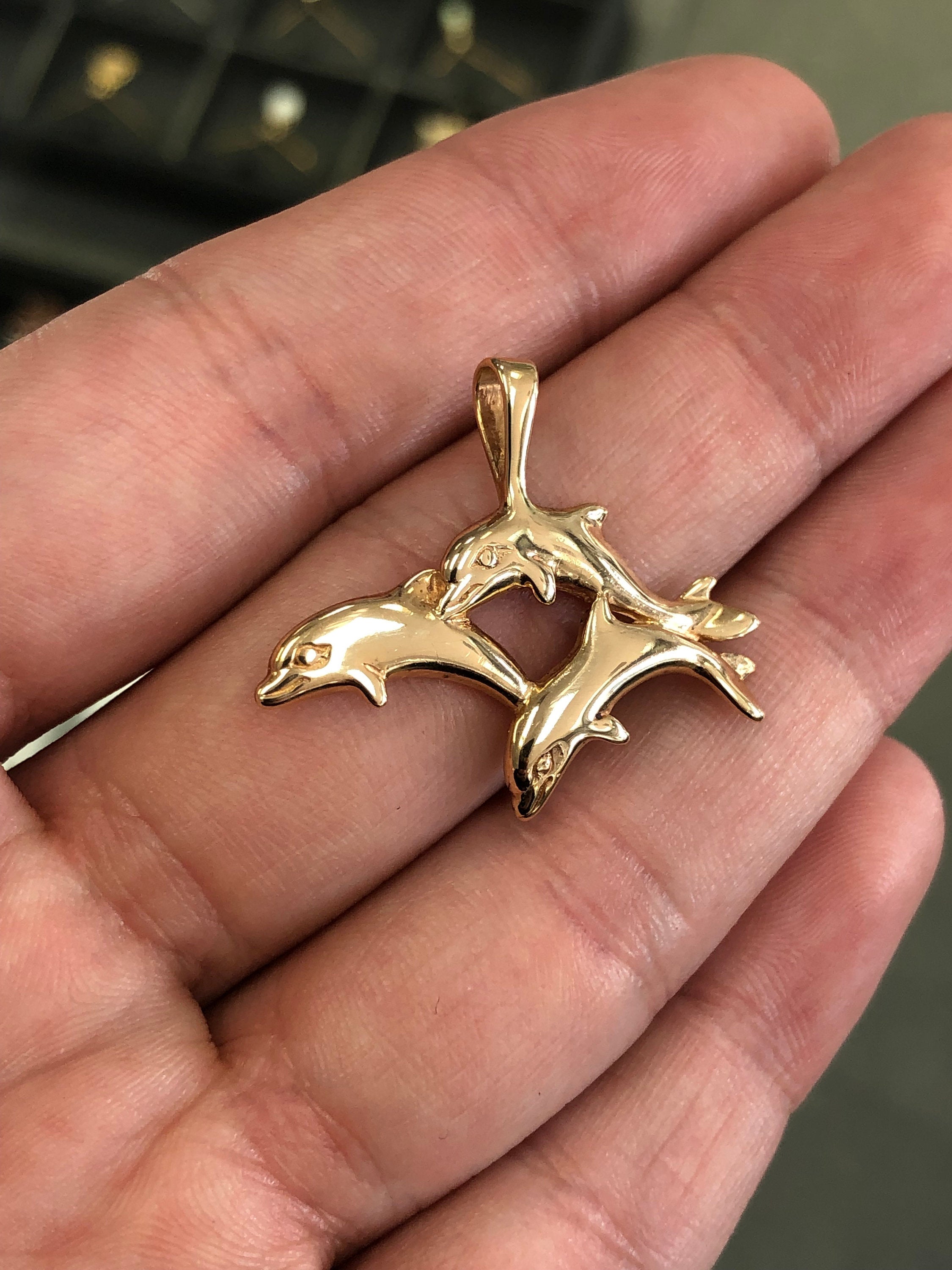14K Yellow Gold Dolphin Pendant Necklace - Elegant Nautical Jewelry Gift for Women - Perfect for Beach Vacations, Ocean Lovers & Special Occasions