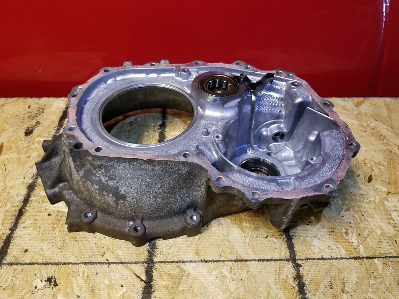 04 05 06 Scion XA Automatic Transmission Bell Housing OEM Replacement Part - Perfect for Transmission Repairs & Engine Rebuilds