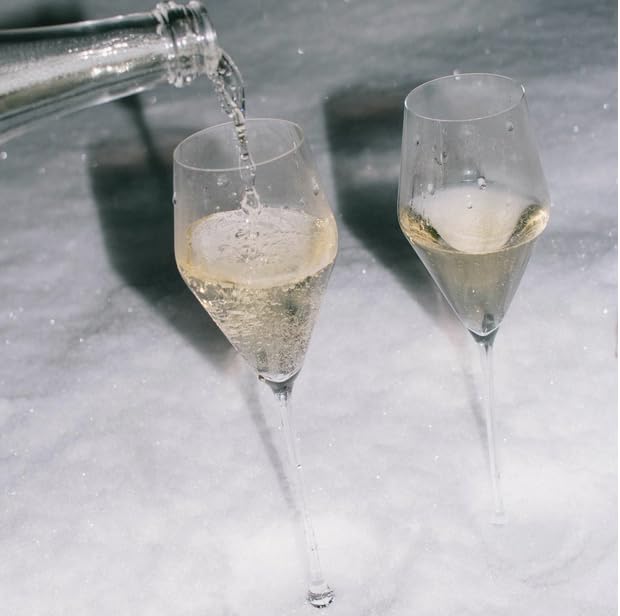 Premium Zalto Denk'Art Hand-Blown Crystal Champagne Flutes - Set of 2 Elegant Wine Glasses for Wedding Toasts, Anniversary Celebrations & Fine Dining Experiences