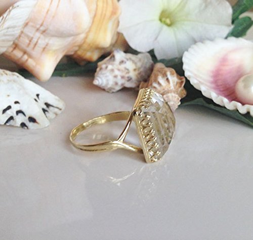 Clear Quartz Ring - April Birthstone Jewelry - Square Crown Gold Ring - Genuine Gemstone Promise Ring - Vintage Style Wedding Band for Women - Perfect for Anniversary Gifts & Everyday Elegance