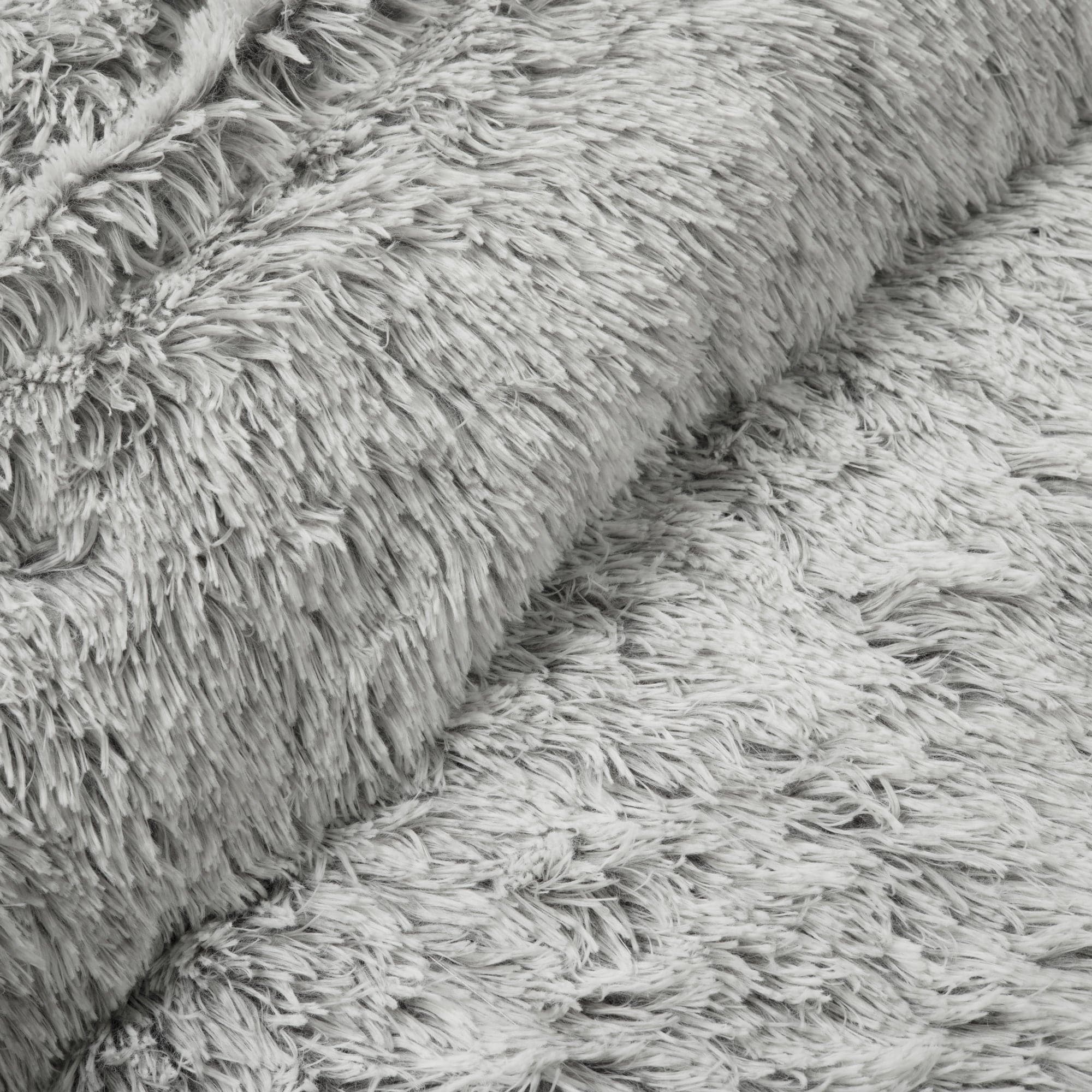 Emma Cozy Ultra Soft Two Tone Faux Fur Comforter Set - King Size Bedding with Pillow Shams - Luxury Winter Warm Comforter for Bedroom Decor & Cozy Nights