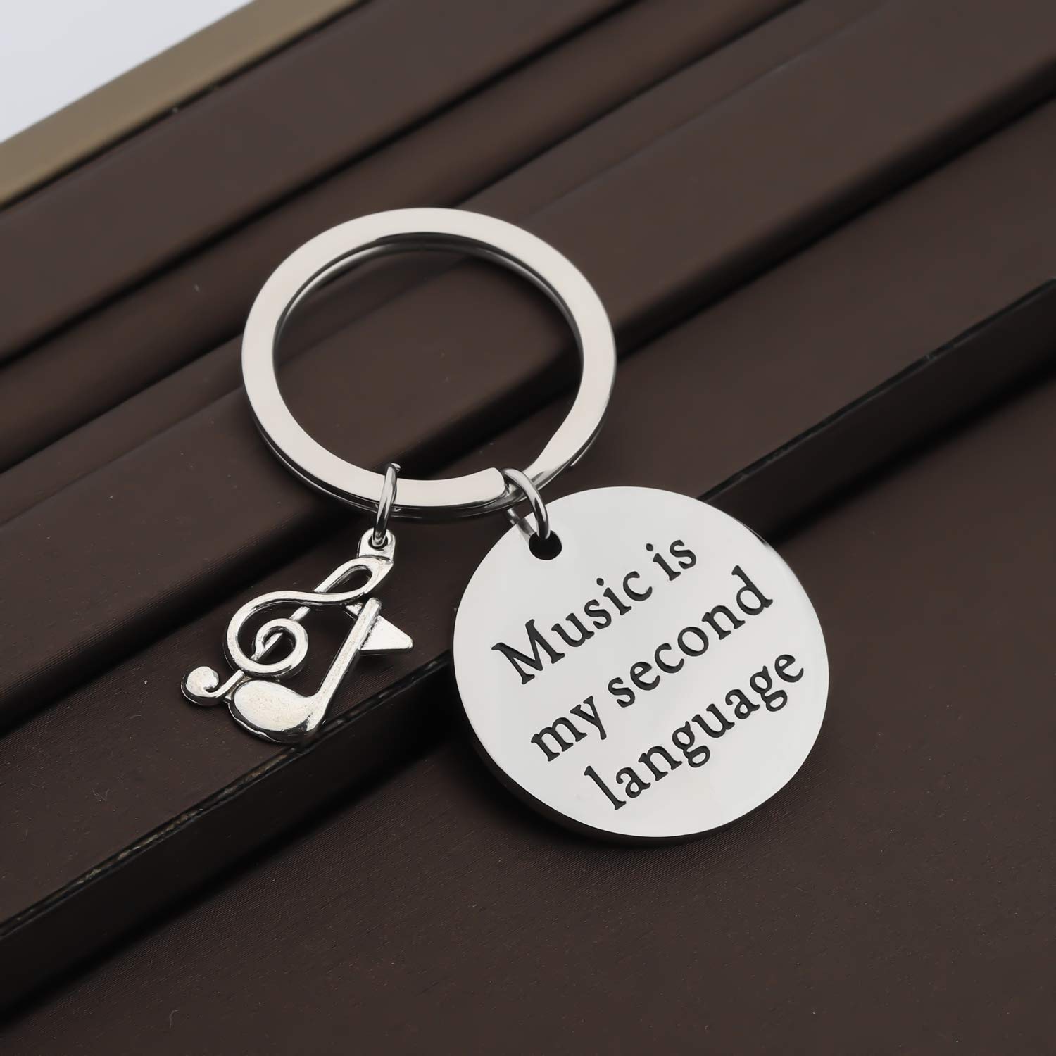 CENWA Music Note Keychain - Perfect Gift for Music Lovers & Musicians - 