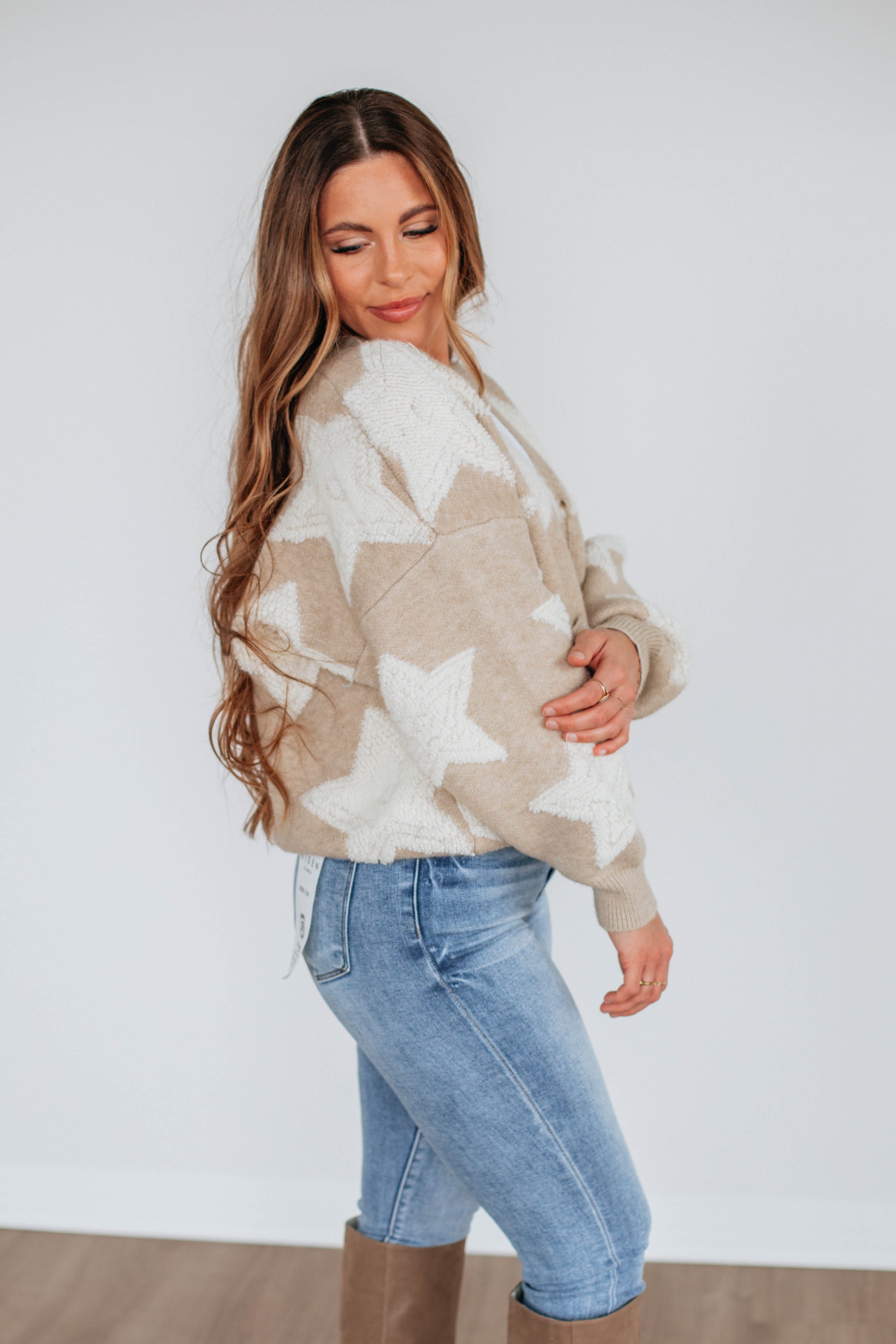 Chasing Stars Cardigan - Soft Oatmeal Knit Sweater for Women | Cozy Fall & Winter Layering | Perfect for Casual Outings & Coffee Dates