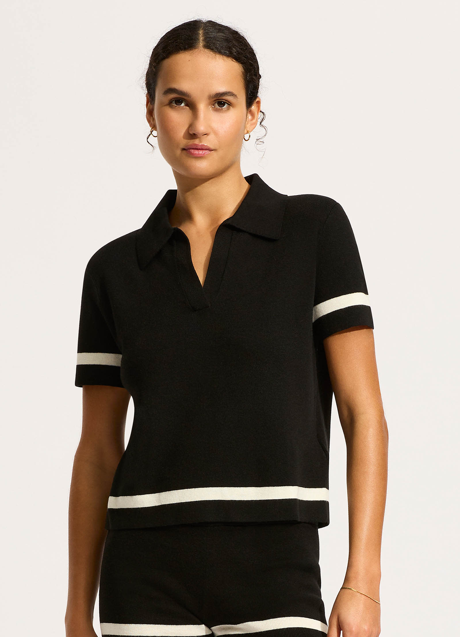 Premium Men's Knit Polo Shirt - Soft Breathable Cotton Blend - Classic Black Casual Shirt for Work & Weekend Wear