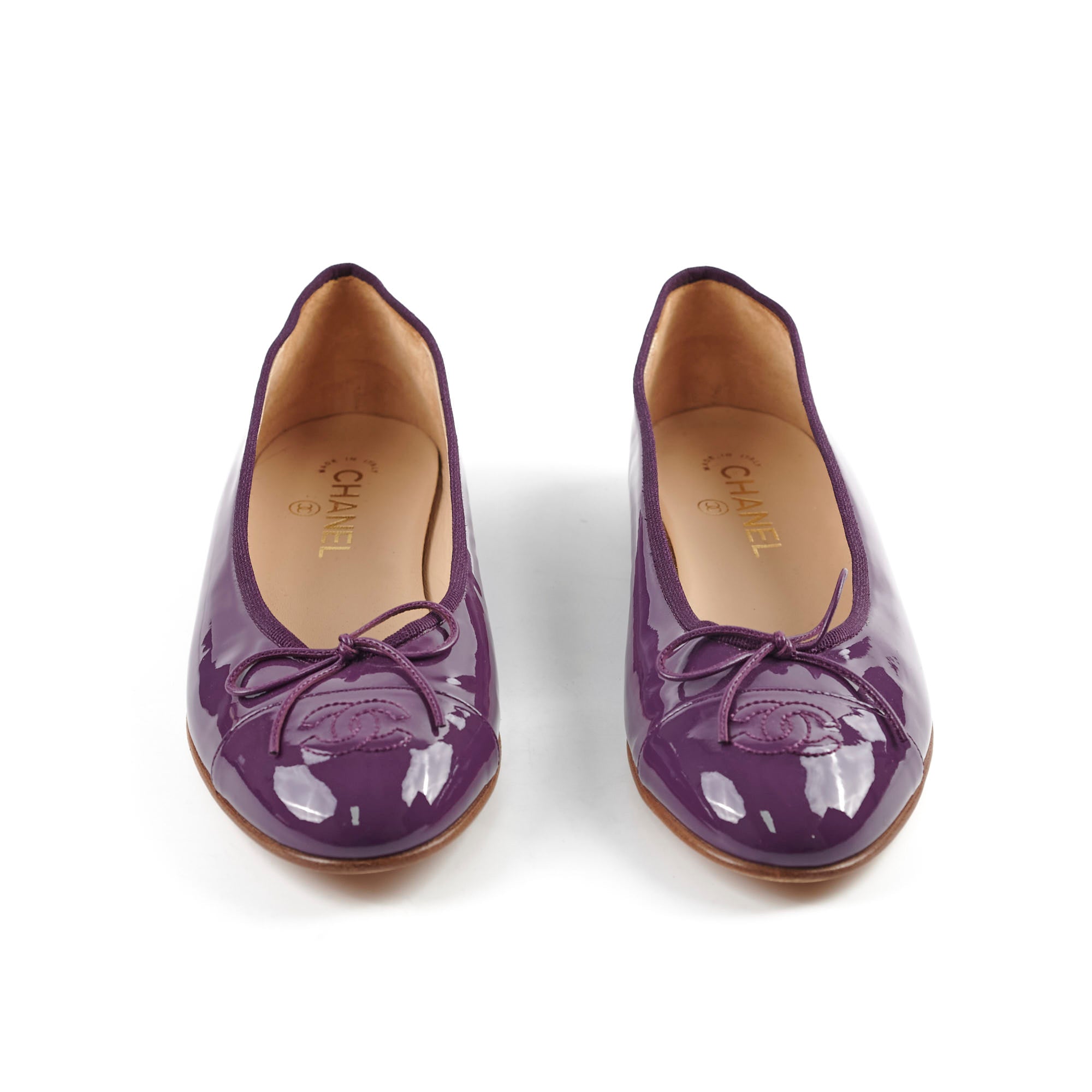 Chanel Purple Patent Leather Bow Ballet Flats Size 40C - Elegant Women's Dress Shoes for Parties, Weddings & Formal Occasions