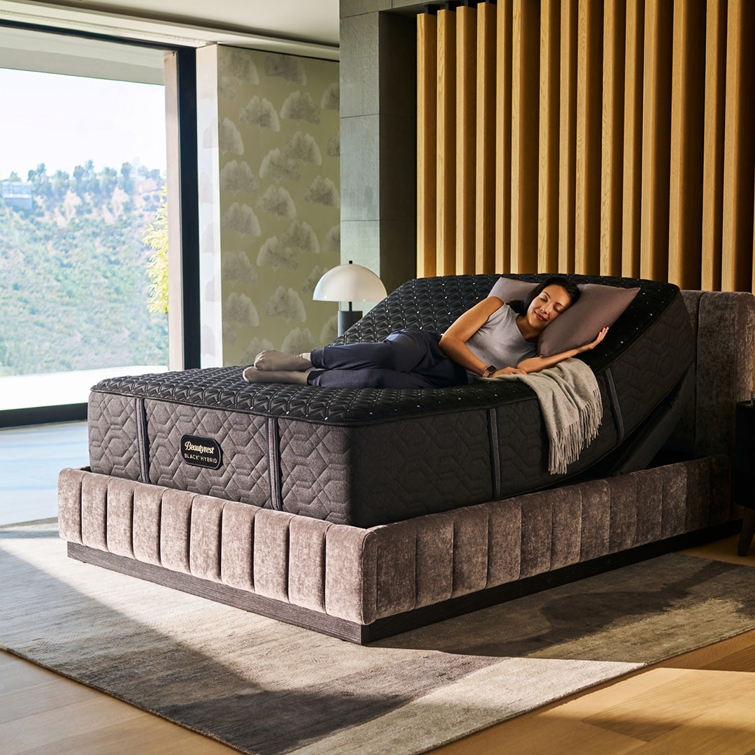 Beautyrest Black Series 3 Medium Hybrid Mattress - Queen Size Cooling Gel Memory Foam & Pocketed Coil Support for Pressure Relief - Perfect for Back Sleepers & Couples in Master Bedrooms