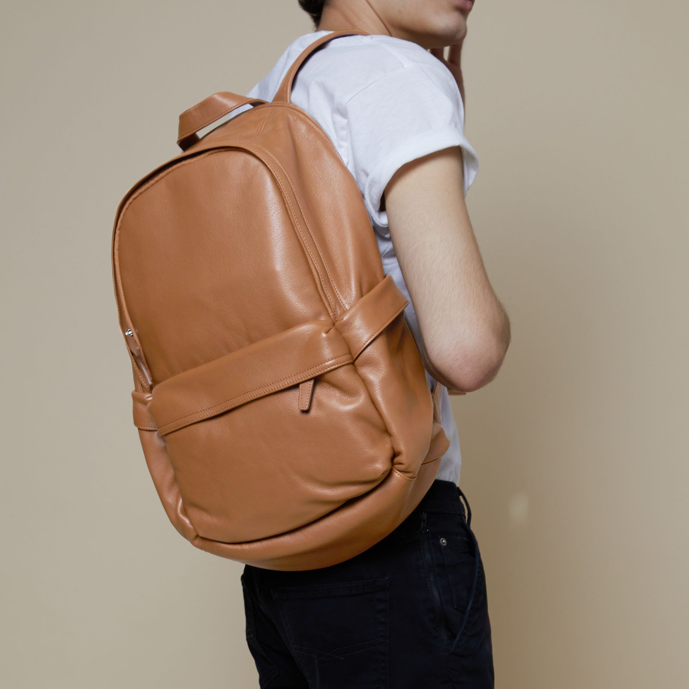 Premium Parker Backpack in Cognac Brown - Stylish & Durable Laptop Backpack for Work, School & Travel - Perfect for Professionals & Students