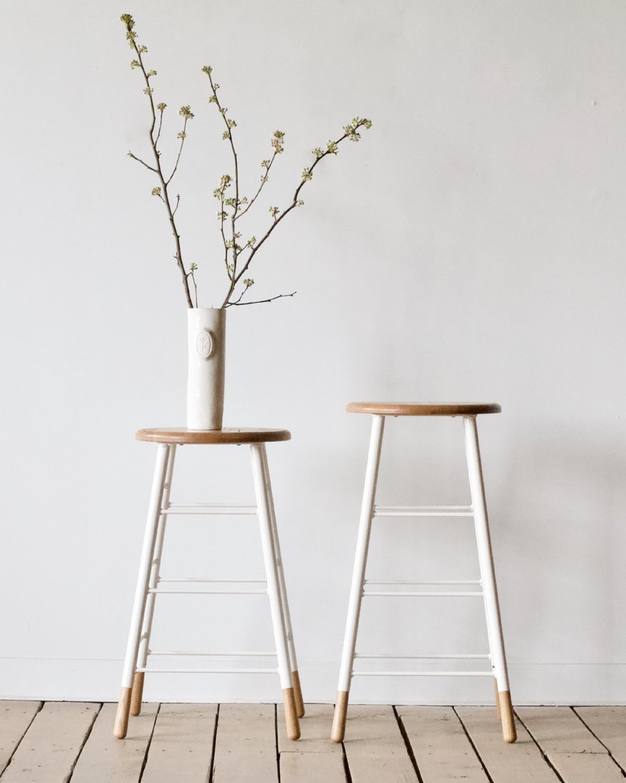 Two Tone Oak Stool with White Metal Legs - Modern Bar Stool for Kitchen, Dining Room & Home Decor - Perfect for Breakfast Nook, Counter Height & Small Spaces