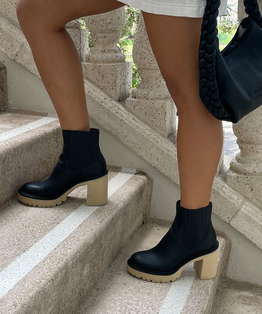 **Re:vita CASTER H2O Black Leather Booties for Women - Waterproof & Stylish Ankle Boots for Outdoor Adventures, Rainy Days & Casual Wear**