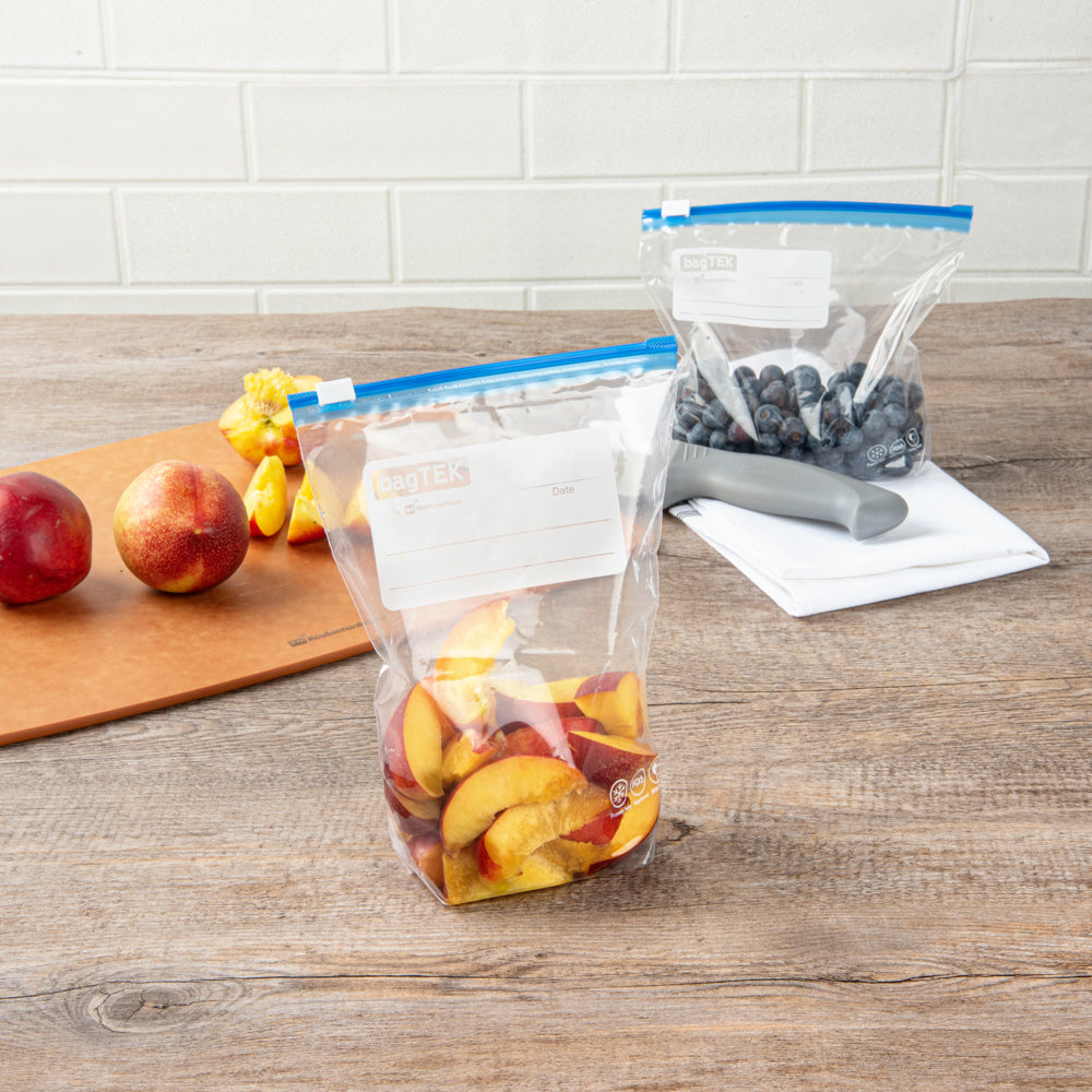 BPA-Free 1 Quart Clear Plastic Freezer Bags with Expandable Bottom & Write-On Label - 25 Count Box (6