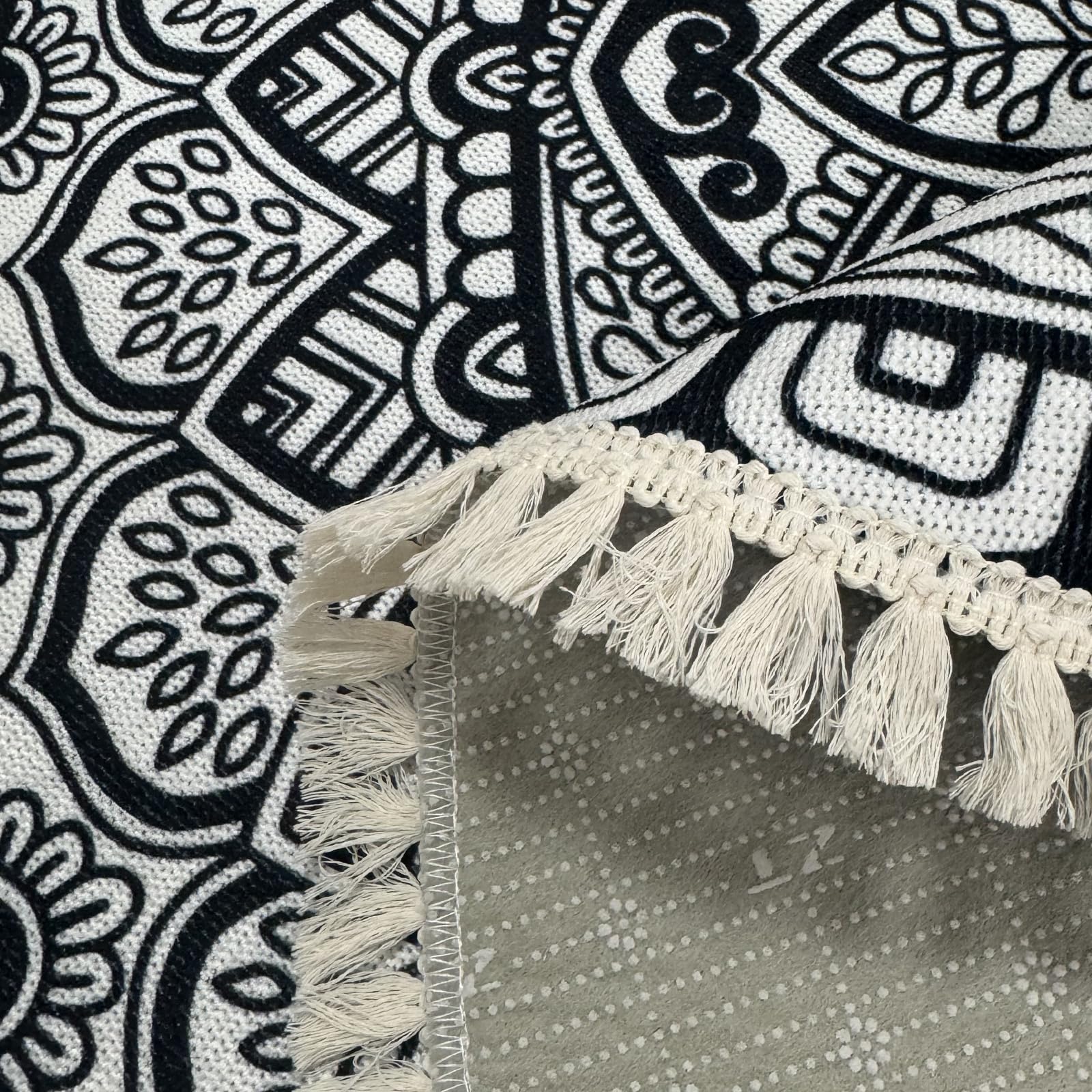5Ft Round Boho Rug - Floral Farmhouse Carpet for Kids Bedroom & Living Room Decor