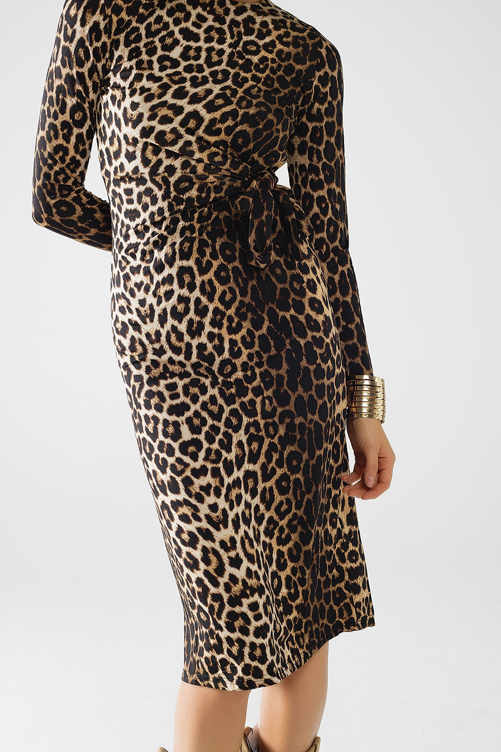 Leopard Print Spandex Robe with Belt - Soft & Comfortable Loungewear for Women, Perfect for Spa, Relaxation, and Home Wear