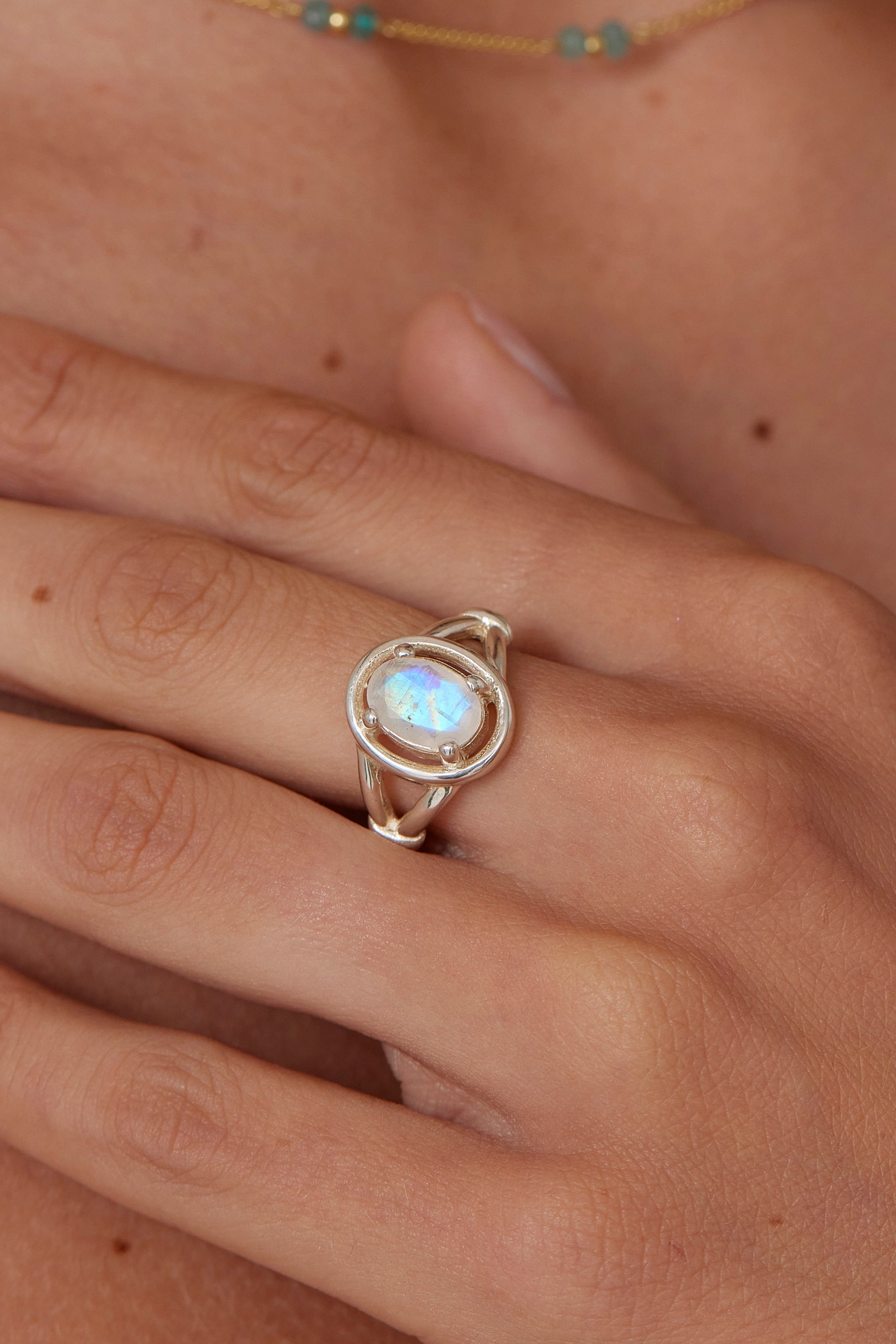 **Halo Silver Ring for Women - Elegant Sterling Silver Engagement & Wedding Band - Perfect for Proposals, Anniversaries & Special Occasions**