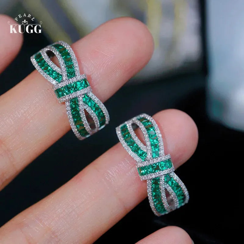 18K White Gold Cross Design Diamond & Emerald Ring for Women - Elegant Wedding & Engagement Jewelry - Perfect for Bridal, Anniversary, and Special Occasion Gifts