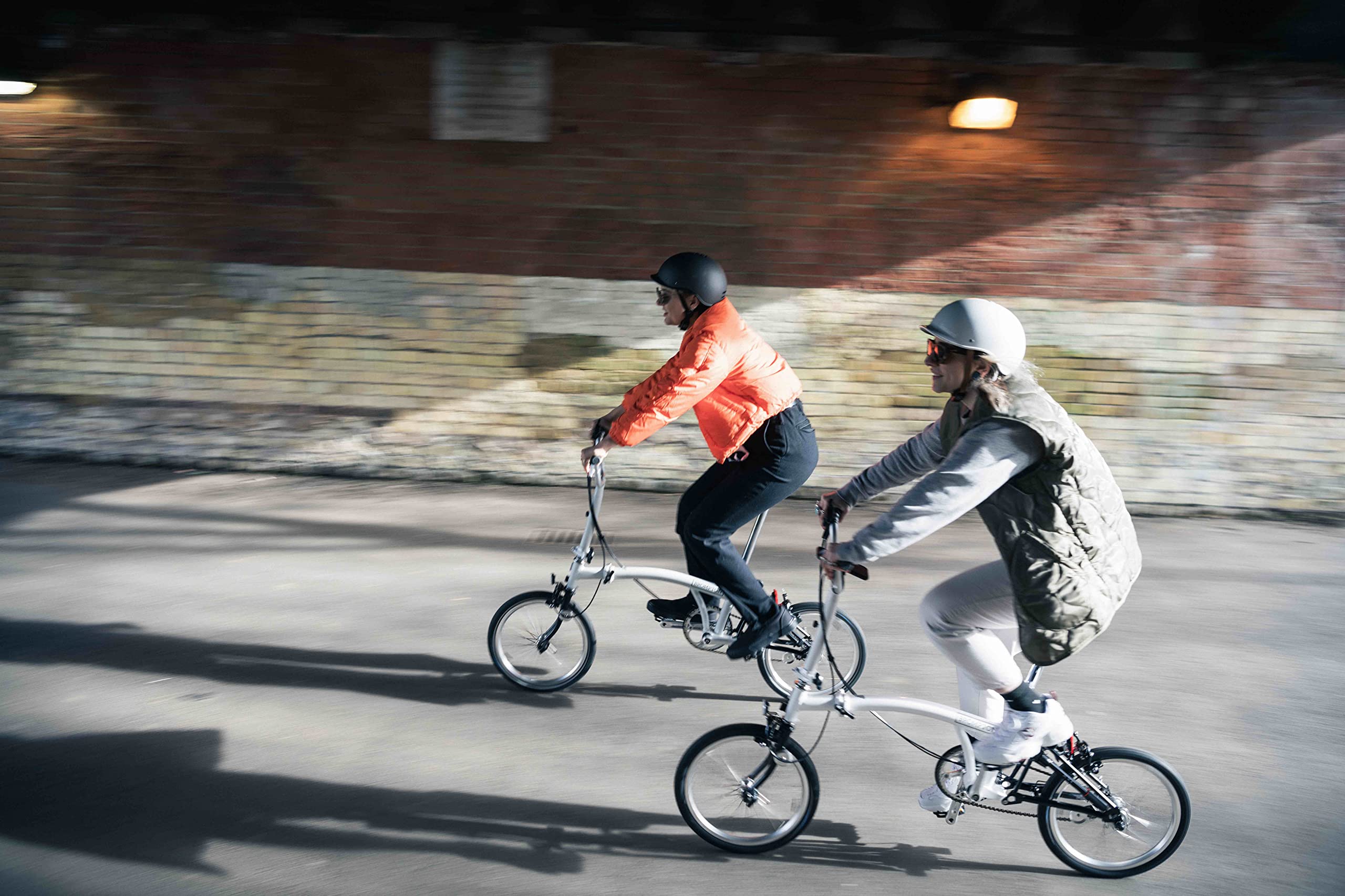 Brompton Folding Commuter Bike A Line 3-Speed - Compact & Lightweight Urban Bicycle for Adults | Perfect for City Commuting, Travel & Public Transport