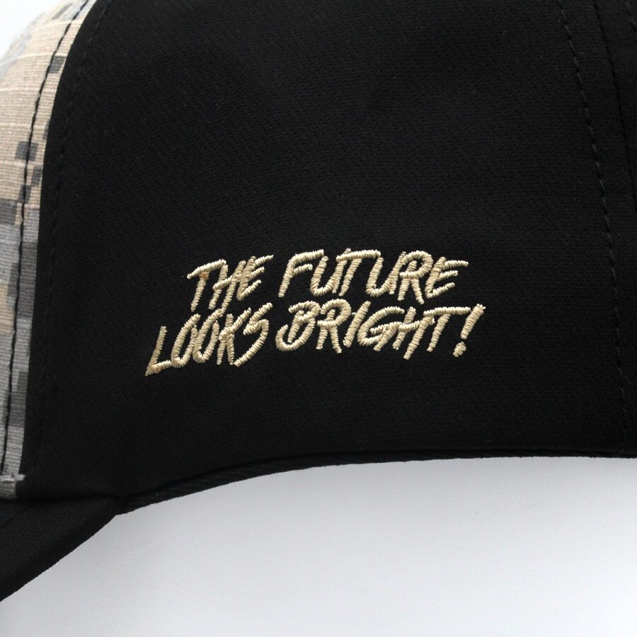 VT Shield Logo Future Looks Bright Grey Digital Camo Snapback Hat - Adjustable Baseball Cap for Men & Women - Perfect for Outdoor Sports, Casual Wear and Street Fashion