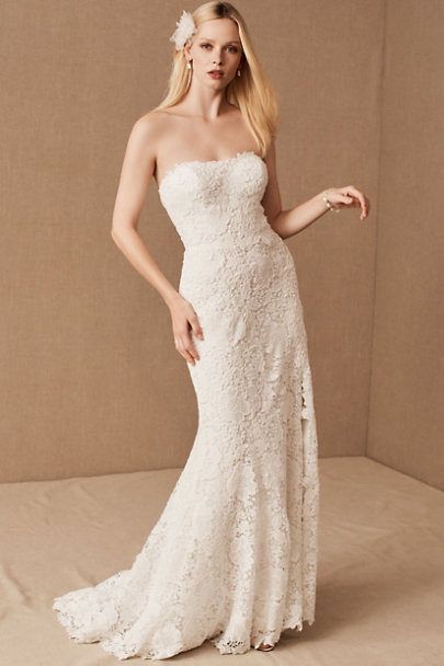 BHLDN Willowby Gambelle Wedding Gown - Elegant Lace Bridal Dress for Romantic Ceremonies & Outdoor Weddings