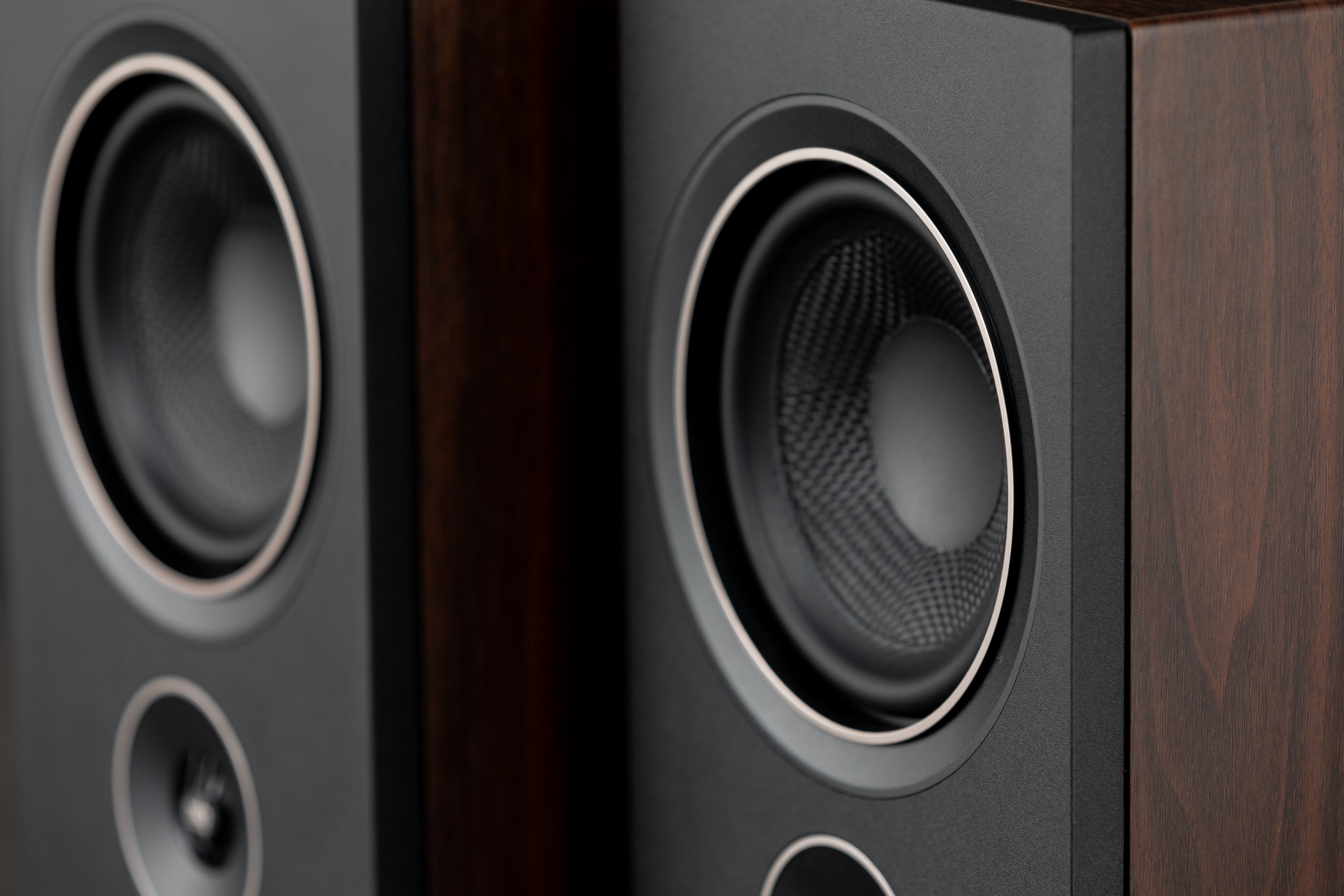 PSB Alpha P3/P5 Compact Bookshelf Speakers - High-Fidelity Audio for Home Theater & Music Listening - Perfect for Small Spaces & Desktop Setups