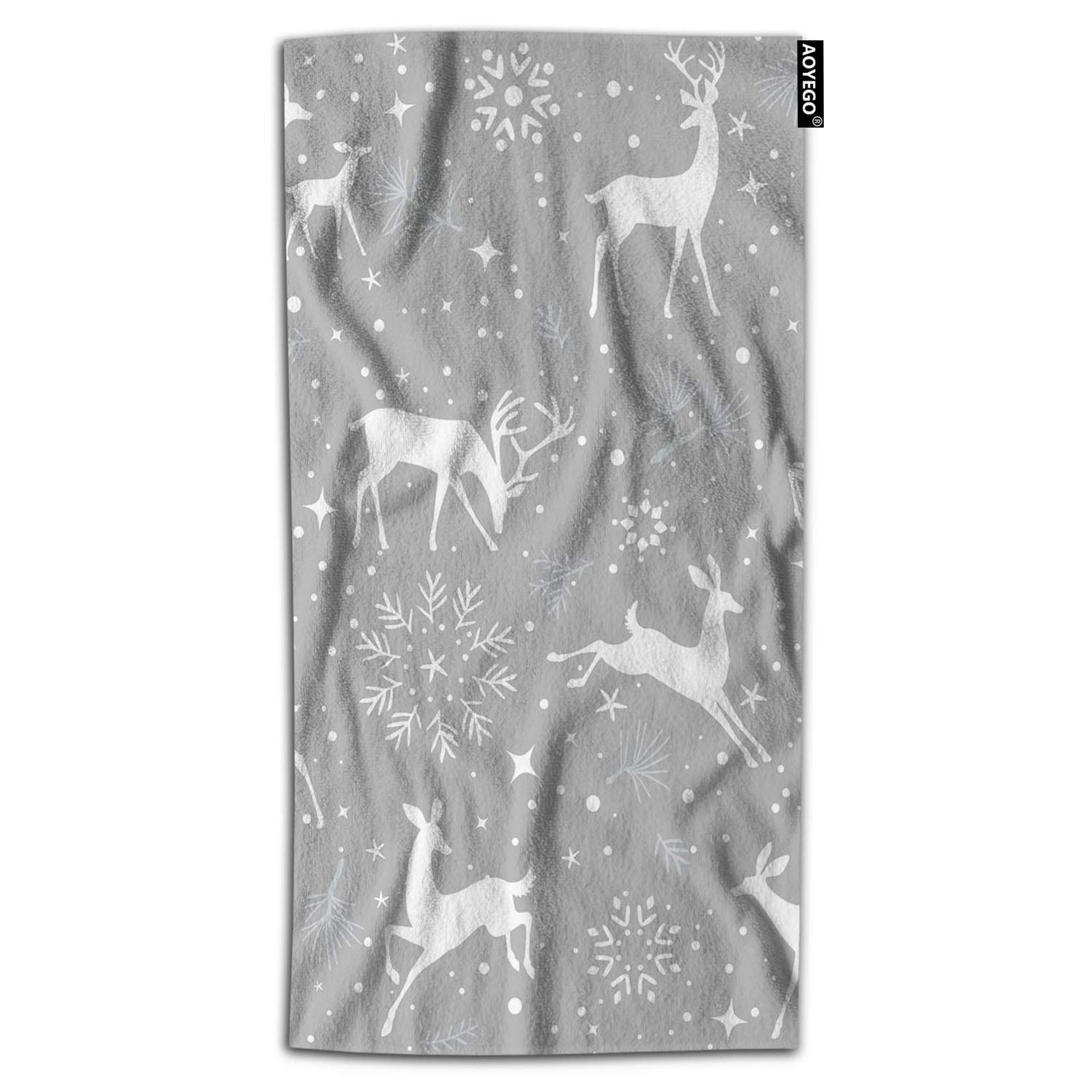 AOYEGO Reindeer Christmas Bath Towel 32x64 Inch - Soft Microfiber Holiday Deer Snowflake Mistletoe Leaf Star Polka Dot Design for Women & Men - Perfect for Bathroom, Bathtub, Beach, and Spa Use