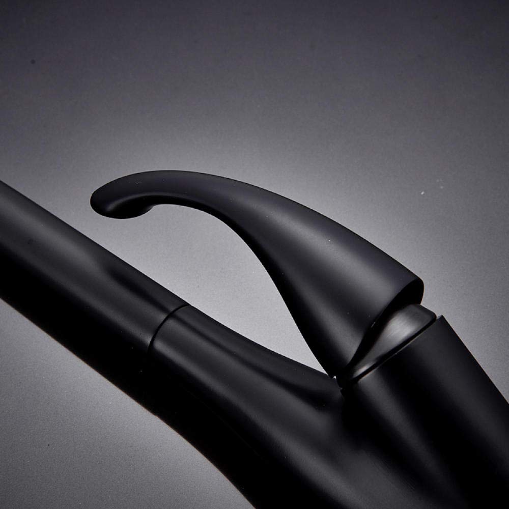 Matte Black Pull Out Kitchen Faucet with Single Handle - Hot & Cold Water Mixer Tap with 360° Rotation - Perfect for Modern Kitchens and Easy Dishwashing