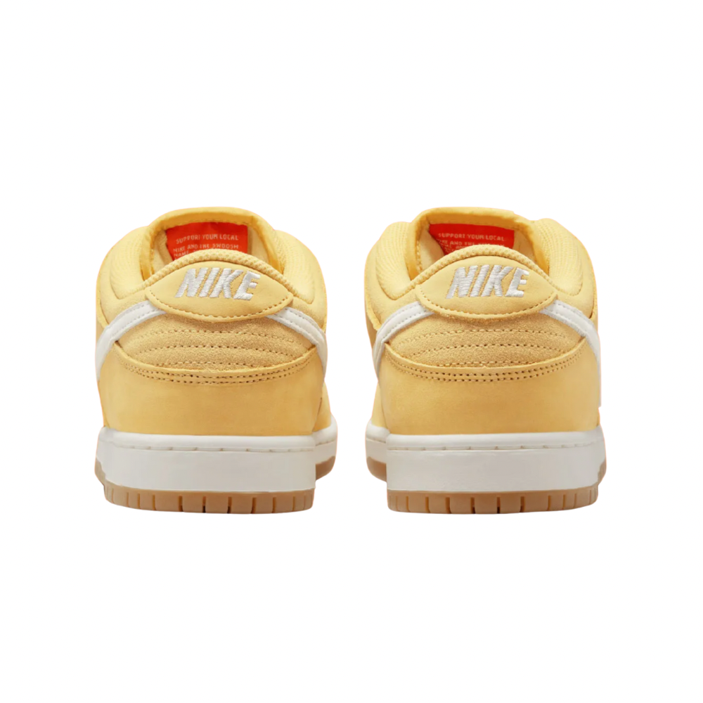 Nike SB Dunk Low Saturn Gold Solar Flare Gum Light Brown Skateboarding Shoes - Perfect for Streetwear Fashion & Skateboarding Enthusiasts