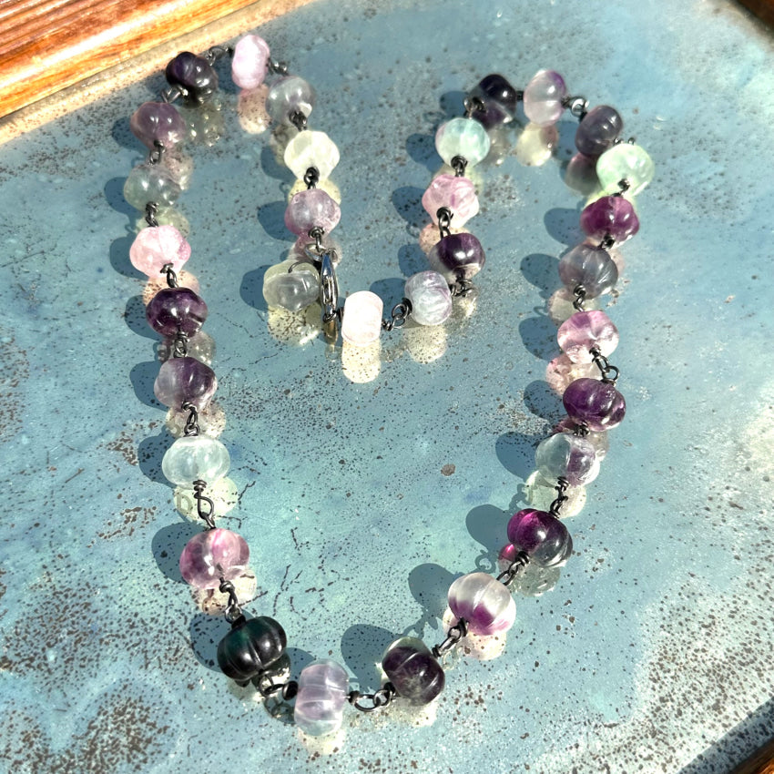 Vintage Hand-Carved Fluorite Pumpkin Bead Necklace - Natural Stone Jewelry for Women, Halloween Gift, Boho Chic Accessory | Perfect for Fall Fashion, Thanksgiving Outfits & Witchy Aesthetic