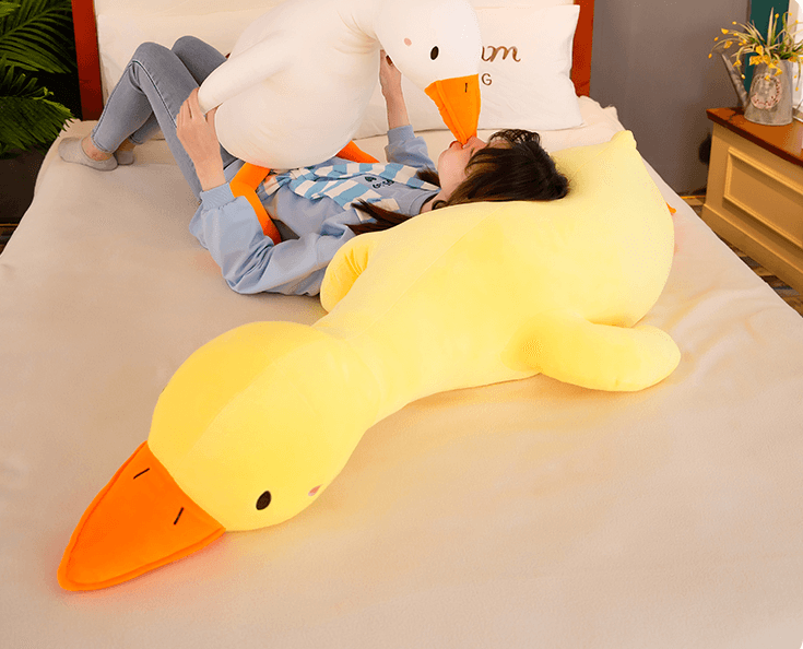 Extra Large Goose Plush Toy for Stress Relief - Soft & Huggable Comfort Stuffed Animal for Adults & Kids, Perfect for Anxiety Relief, Home Decor, and Cuddling