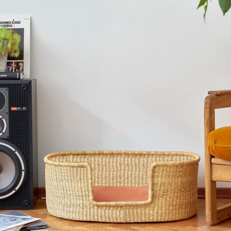 Handwoven Dog Bed Basket - Natural XX-Large Pet Storage Basket for Dogs & Toys - Decorative Woven Dog Toy Organizer - Perfect for Living Room, Bedroom or Pet Nursery - Gift Idea for Dog Lovers