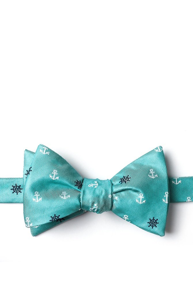 Elegant Butterfly Bow Tie with Anchors & Ships Wheels Design - Perfect for Nautical Weddings, Sailor Parties & Themed Events