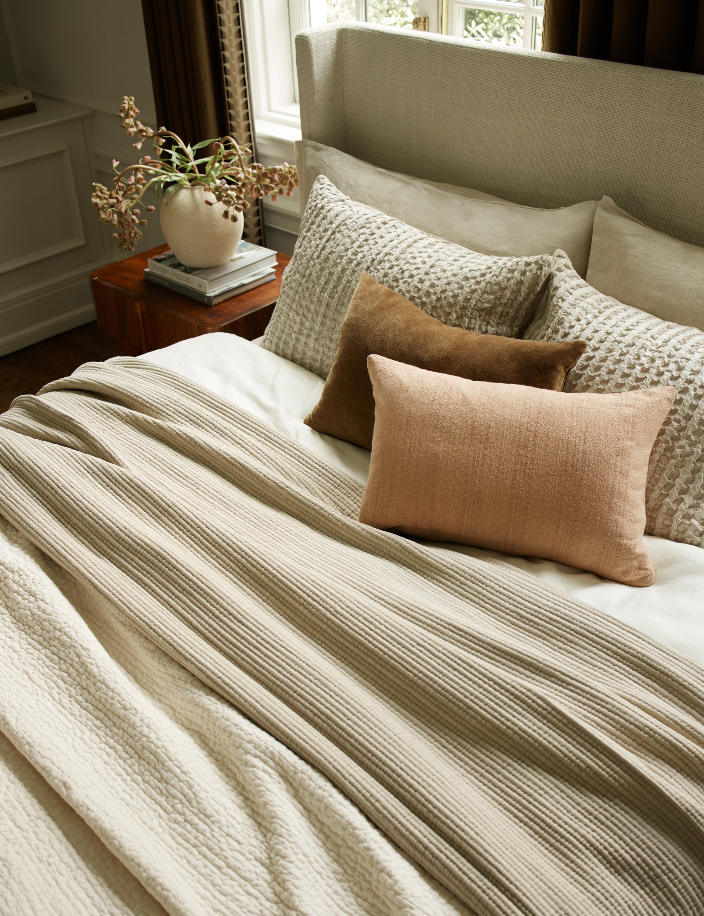 Charlotte Velvet Pillow - Soft Luxury Decorative Throw Pillow for Sofa, Bed & Couch - Perfect for Living Room, Bedroom & Home Decor
