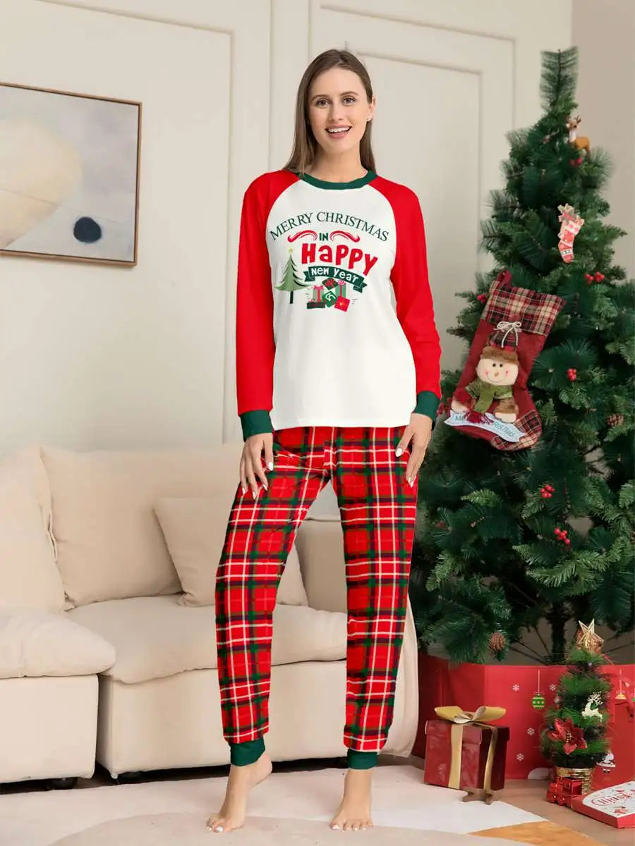 Christmas Tree Printed Family Matching Pajamas Sets - Cozy Holiday Sleepwear for Family Photos & Christmas Morning