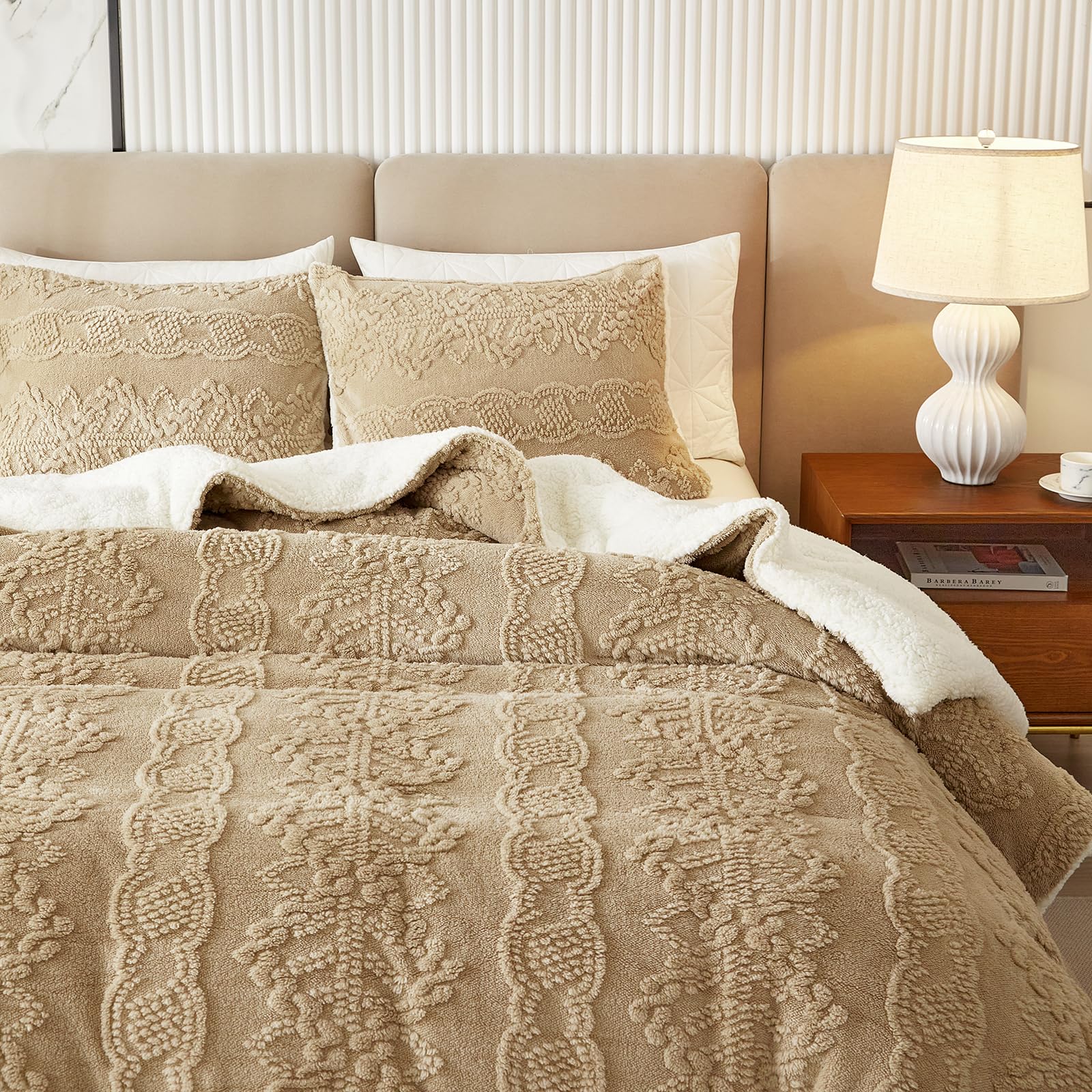 Luxury Flannel Fleece Sherpa Comforter Set Full/Queen Size - Jacquard Boho Stripes Down Alternative Bedding - Ultra Soft & Warm Winter Comforter with 2 Pillowcases (Khaki) - Perfect for Cozy Bedrooms, Guest Rooms & Cold Weather Comfort