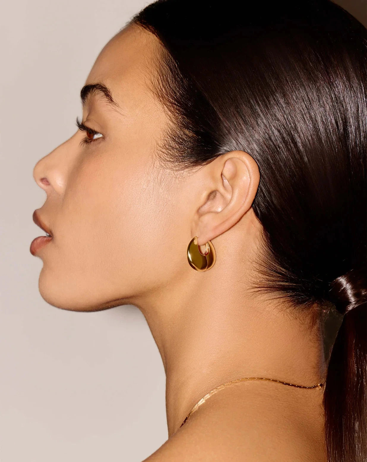 Sculptural Pebble Small Hoop Earrings - 18k Gold Plated Dainty Minimalist Jewelry for Women | Everyday Wear, Gift Ideas & Special Occasions
