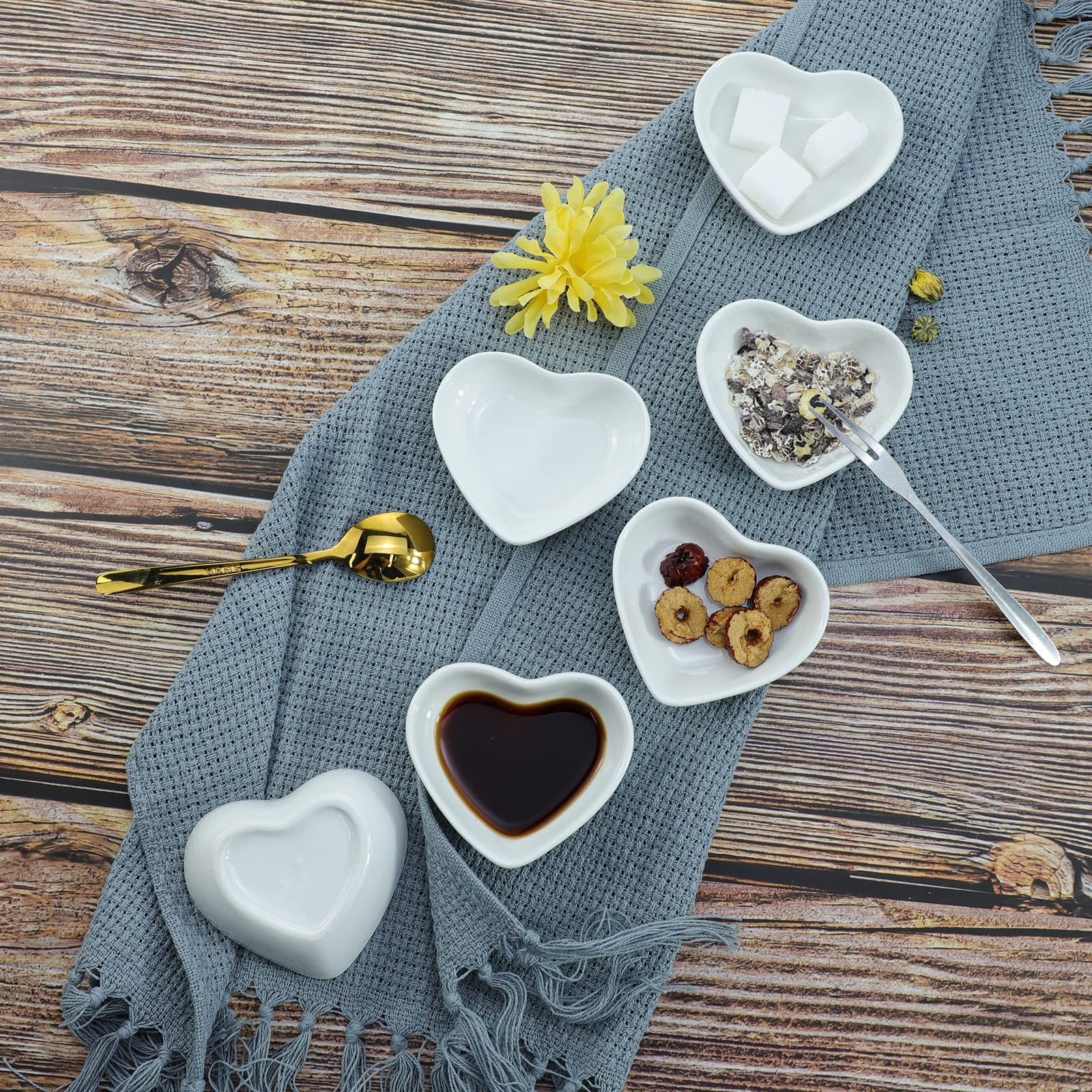 Heart-Shaped Ceramic Sauce Bowls Set of 80 - Multipurpose Serving Dishes for Sushi, Appetizers, Seasoning & Dipping - Perfect for Restaurants, Dinner Parties & Home Entertaining