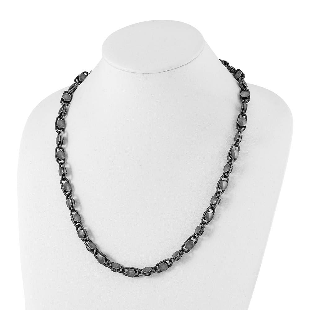 The Black Bow Men's 8.5mm Stainless Steel Antiqued Fancy Cable Chain Necklace, 24 Inch - Perfect for Casual, Formal, and Gift Occasions