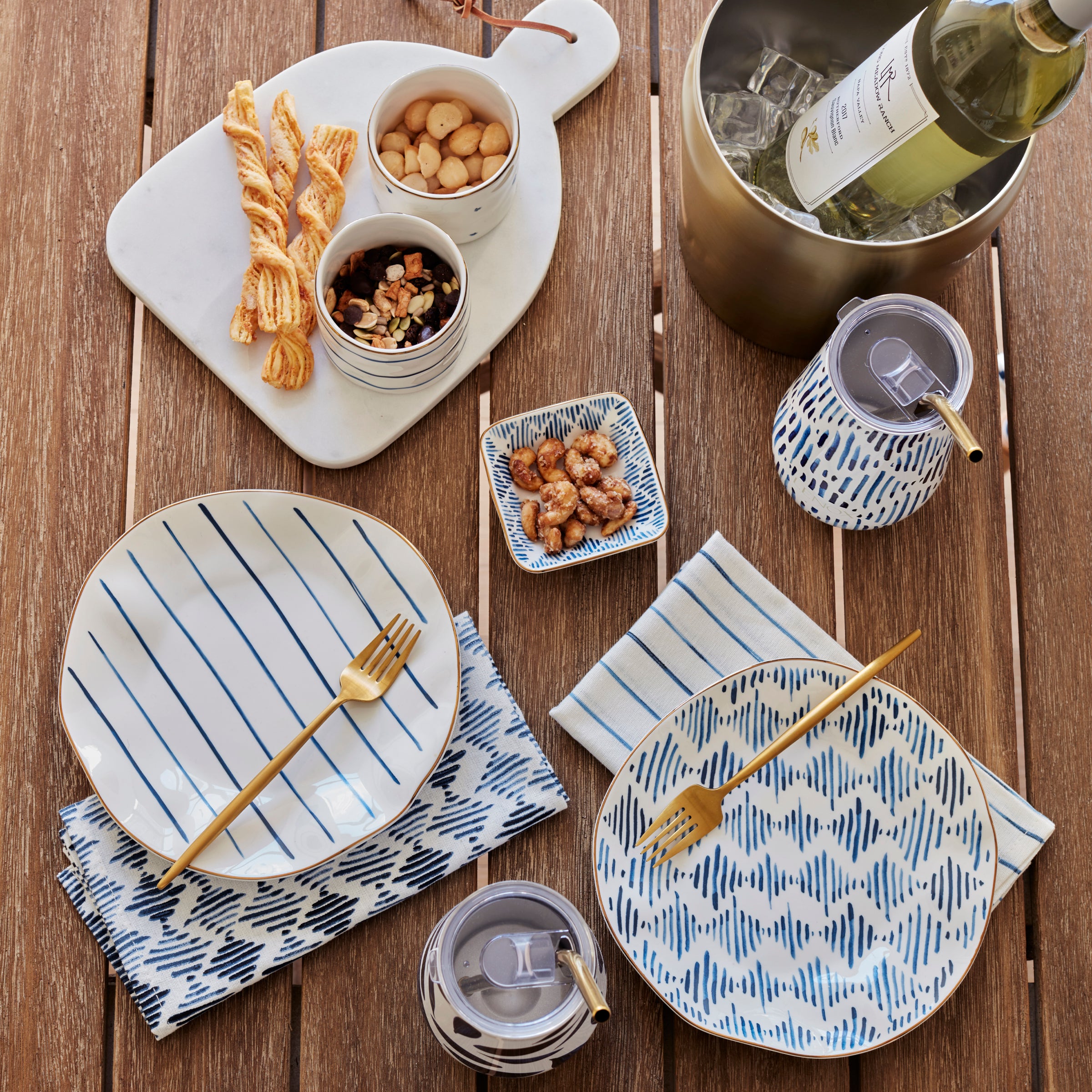 Blue Bay Melamine Dinner Plates Set of 4 - Durable & Stylish Accent Plates for Outdoor Dining, Picnics, and Party Decor - BPA-Free Dishware for Everyday Use