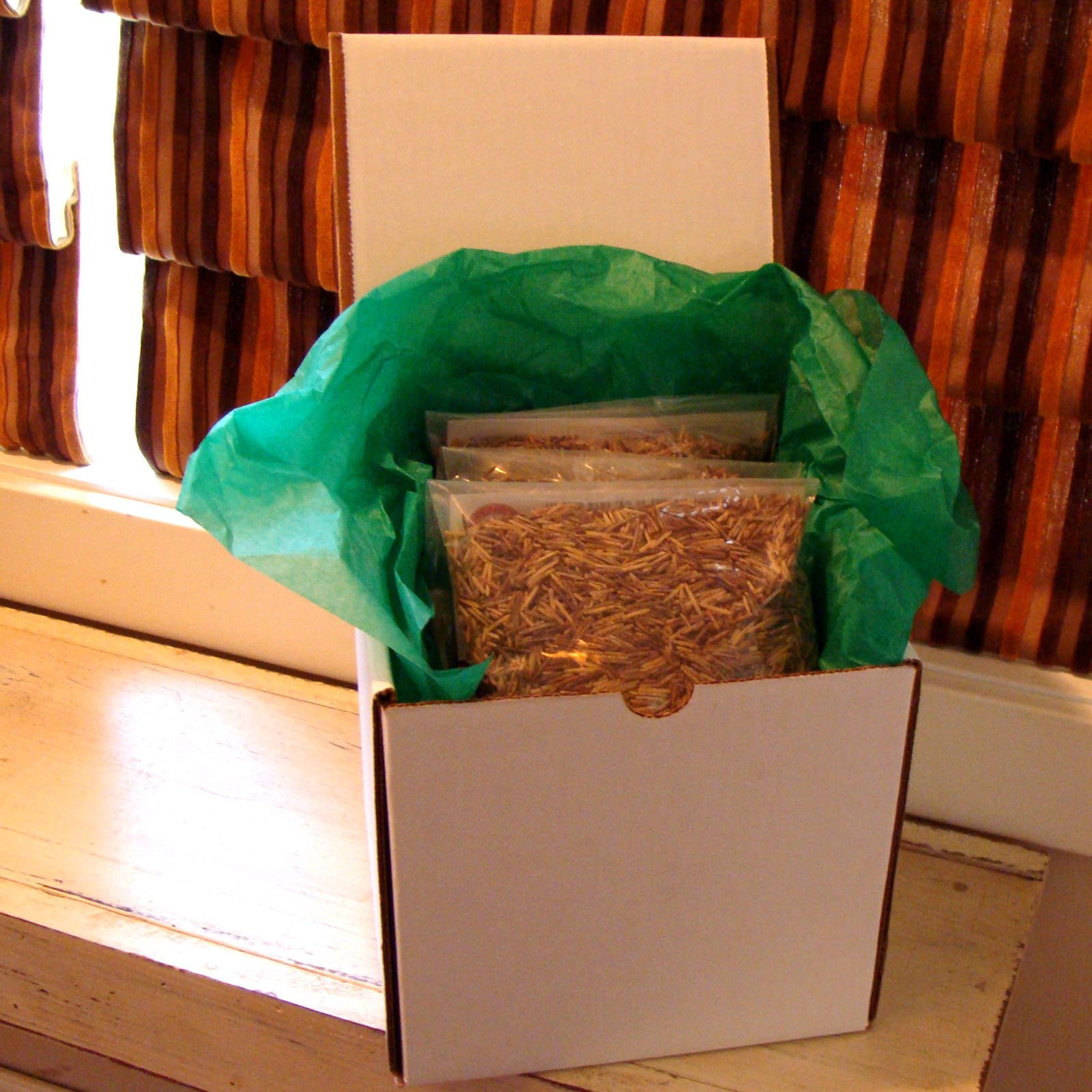 Premium Bineshii Ghost Wild Rice Gourmet Gift Box - 4 Lbs Organic Wild Rice in Elegant White Packaging | Perfect for Holiday Gifts, Corporate Presents & Gourmet Cooking | USDA Certified, Sustainable Harvest | Ideal for Rice Pilaf, Soups & Healthy Meals