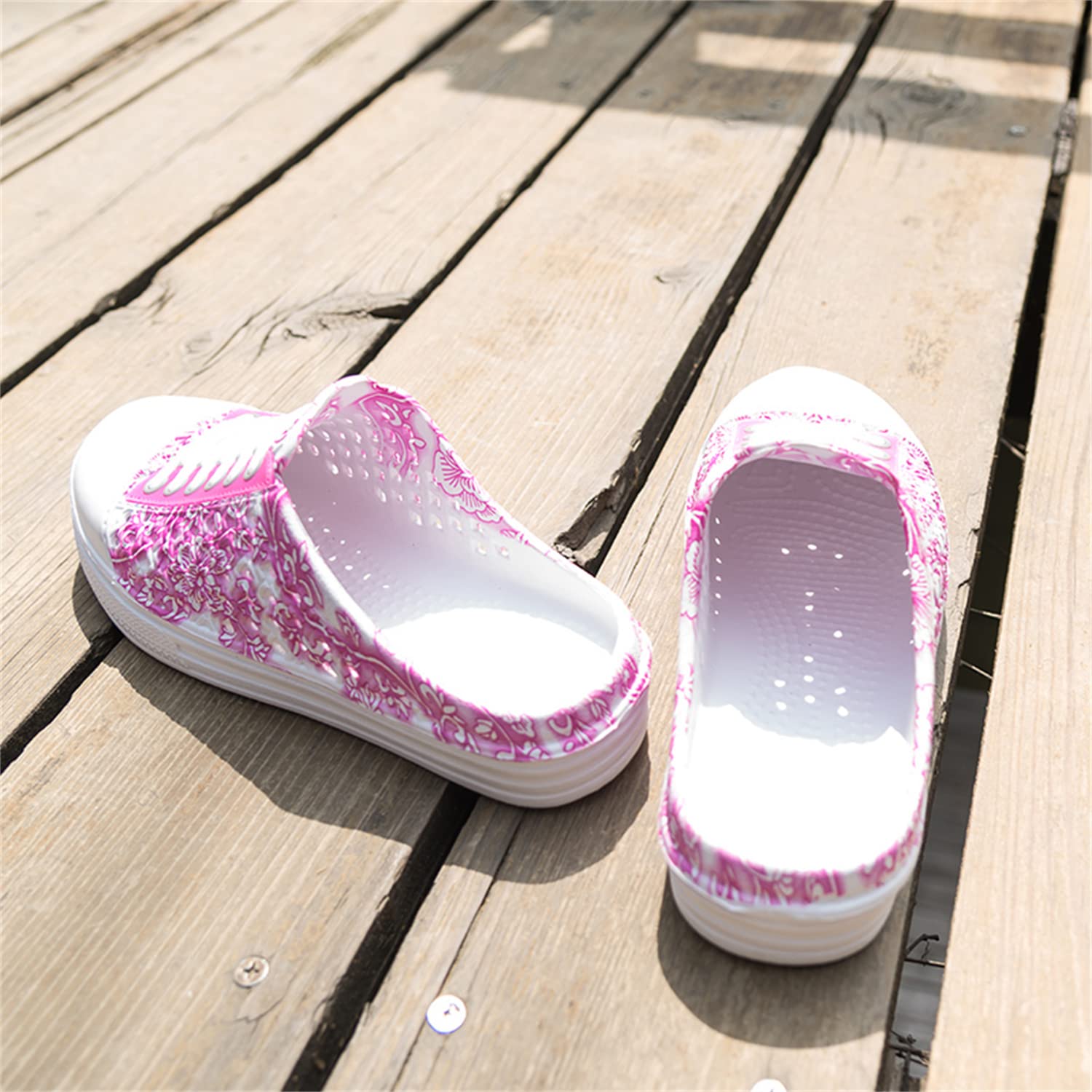 **MDPCX Women's Garden Clogs – Breathable Water Shoes for Beach, Bathing, Walking & Travel – Comfortable Slip-On Slippers for Home & Outdoor Use**