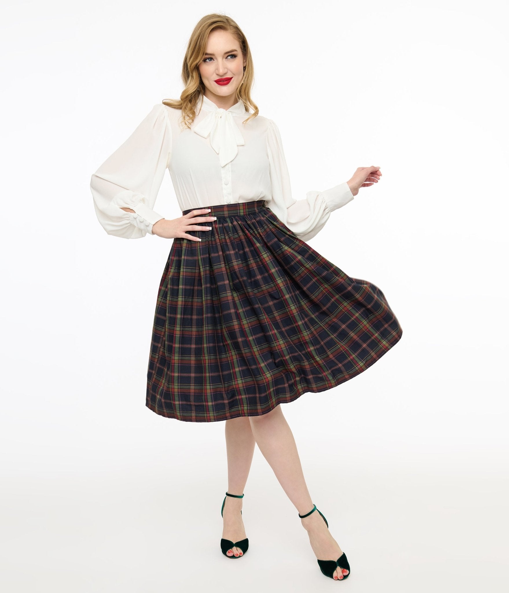 Vintage 1950s Black Plaid Swing Skirt - Retro A-Line Circle Skirt for Women | Perfect for Swing Dancing, Cocktail Parties & Rockabilly Fashion